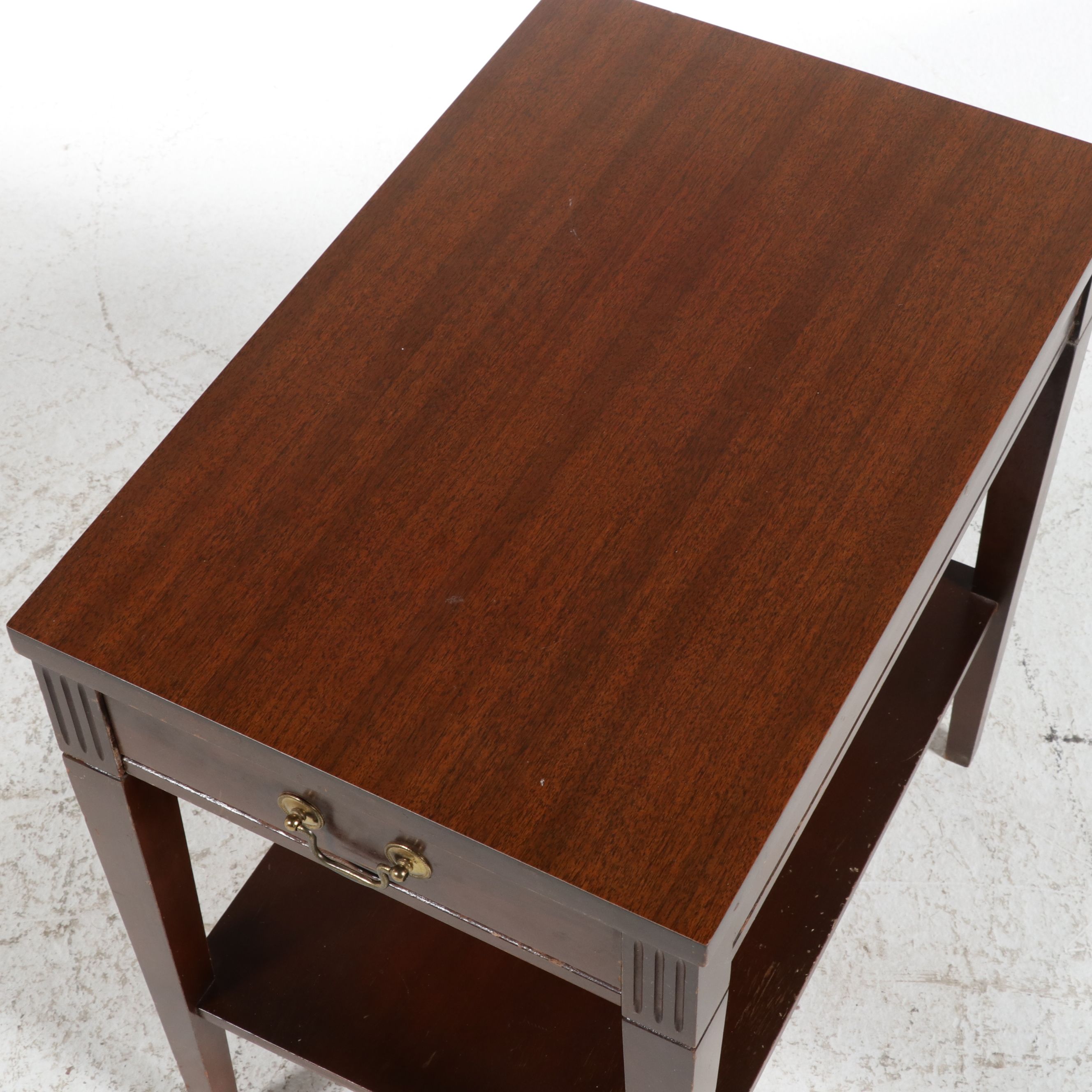Hepplewhite Style Mahogany Finish Side Table with Drawer, Mid to Late 20th C.