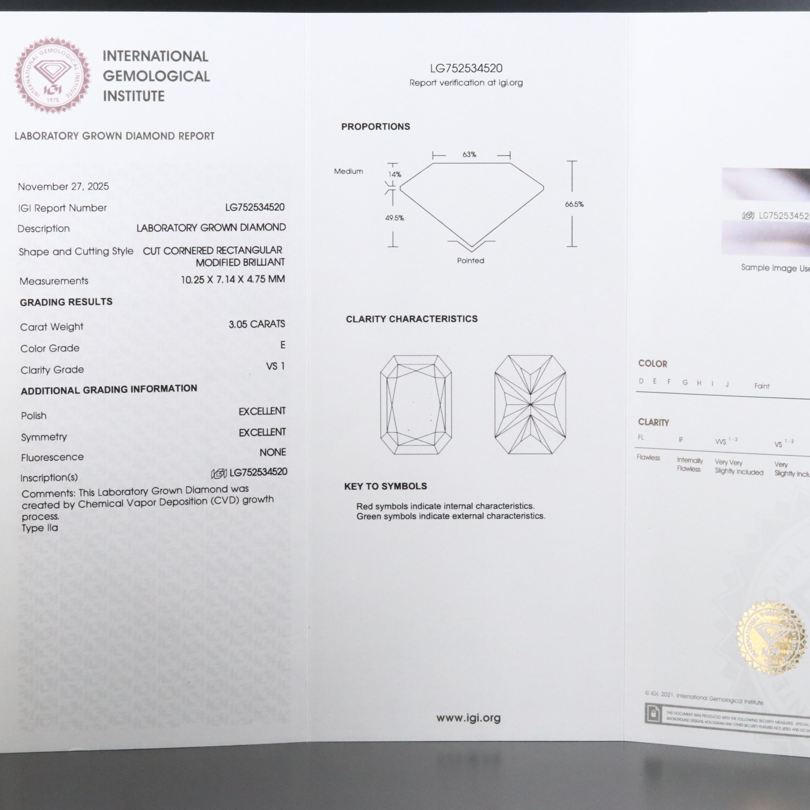 18K 3.05 CT Lab Grown Diamond Solitaire Ring with IGI Report