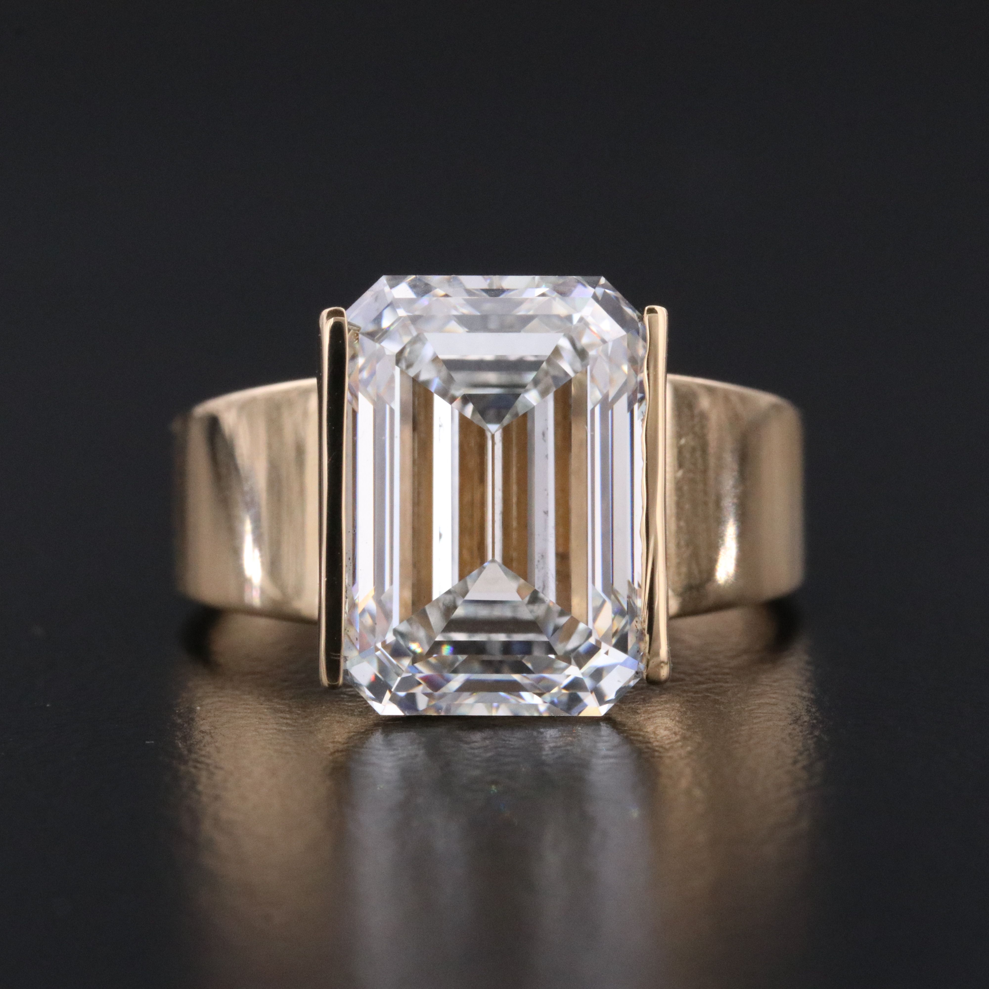 18K 6.58 CT Lab Grown Diamond Solitaire Ring with IGI Report