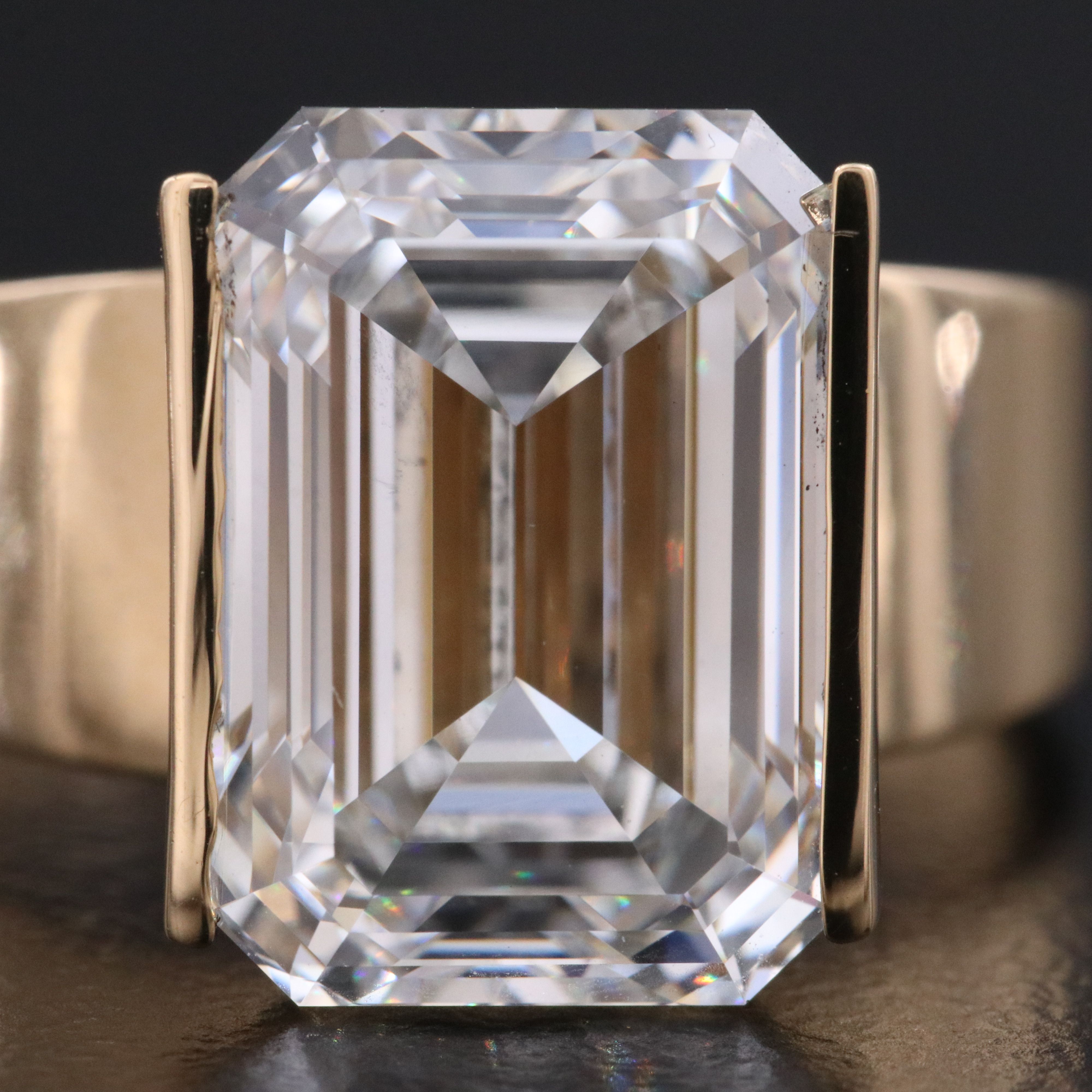 18K 6.58 CT Lab Grown Diamond Solitaire Ring with IGI Report