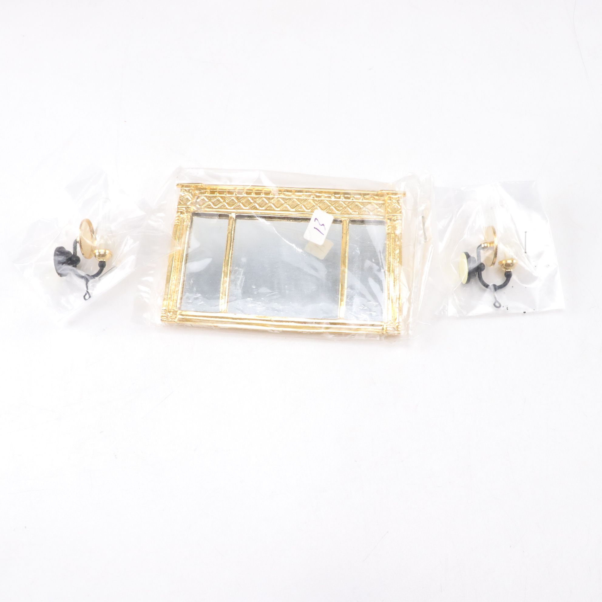 Miniature Victorian Style Doll House Bedroom and Bathroom Furniture Sets