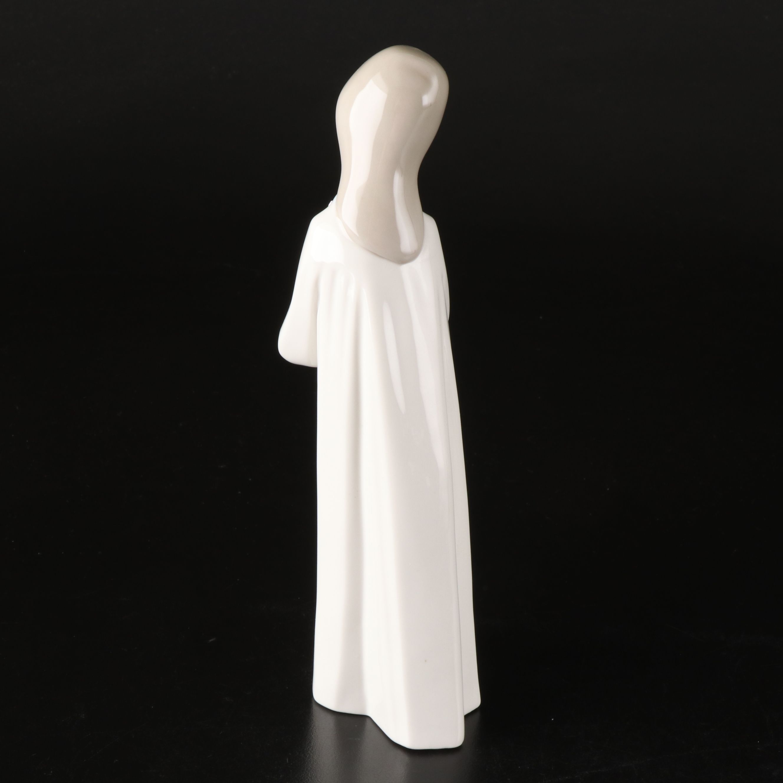 Lladró "Heavenly Slumber," and "Boy Yawning" and More Porcelain Figures