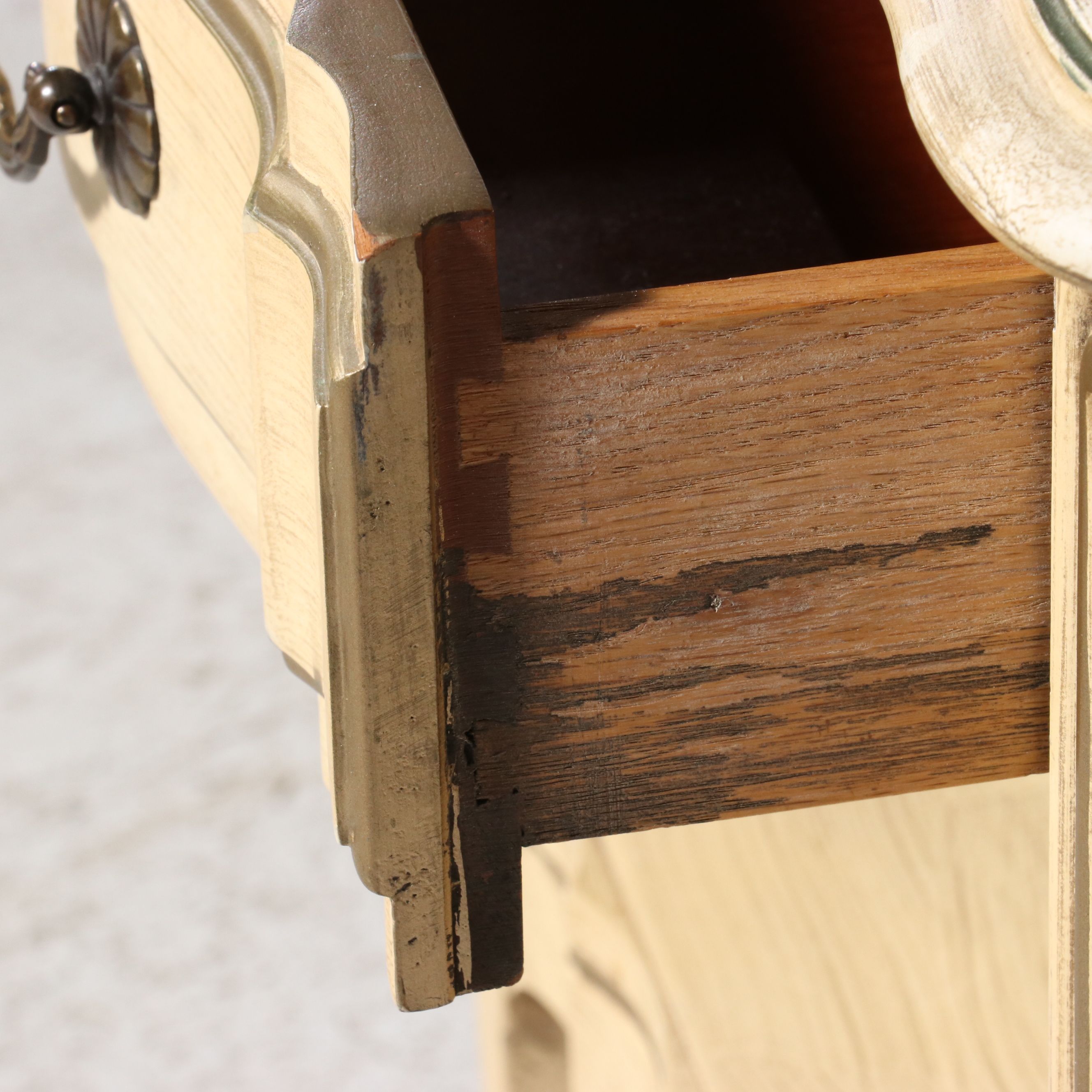 Five-Piece French Provincial Style Bedroom Suite, Mid to Late 20th Century