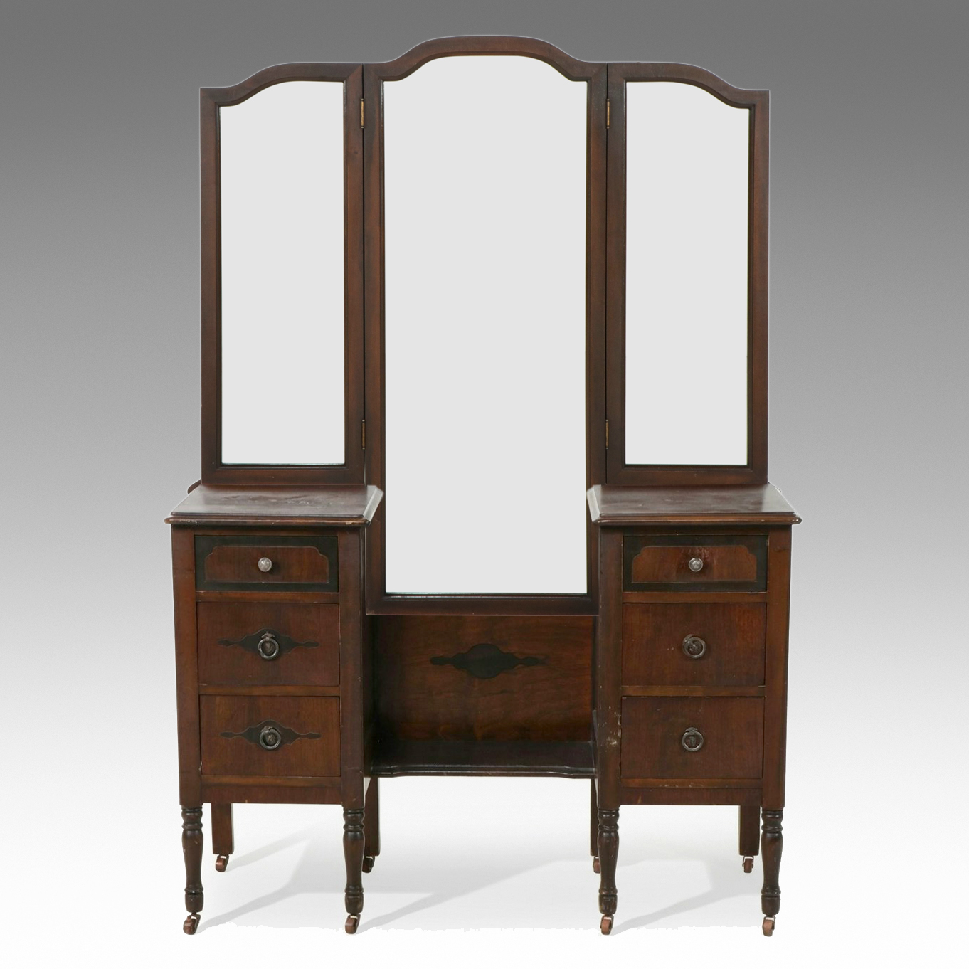 Sheraton Revival Mahogany Vanity with Tri-Fold Mirror, Early 20th Century