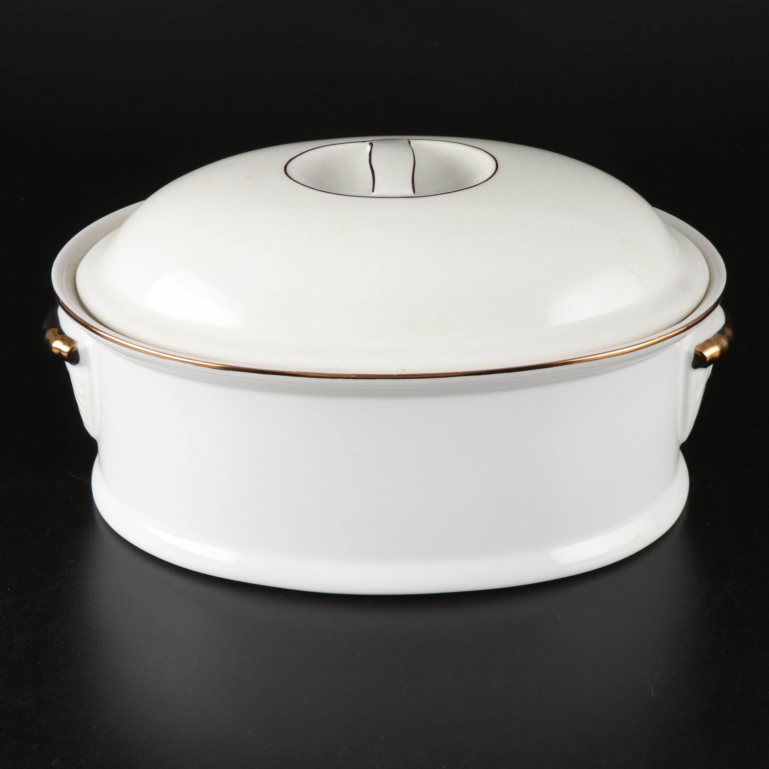 Pier 1 Gilt Trim Porcelain Dinnerware, 21st Century