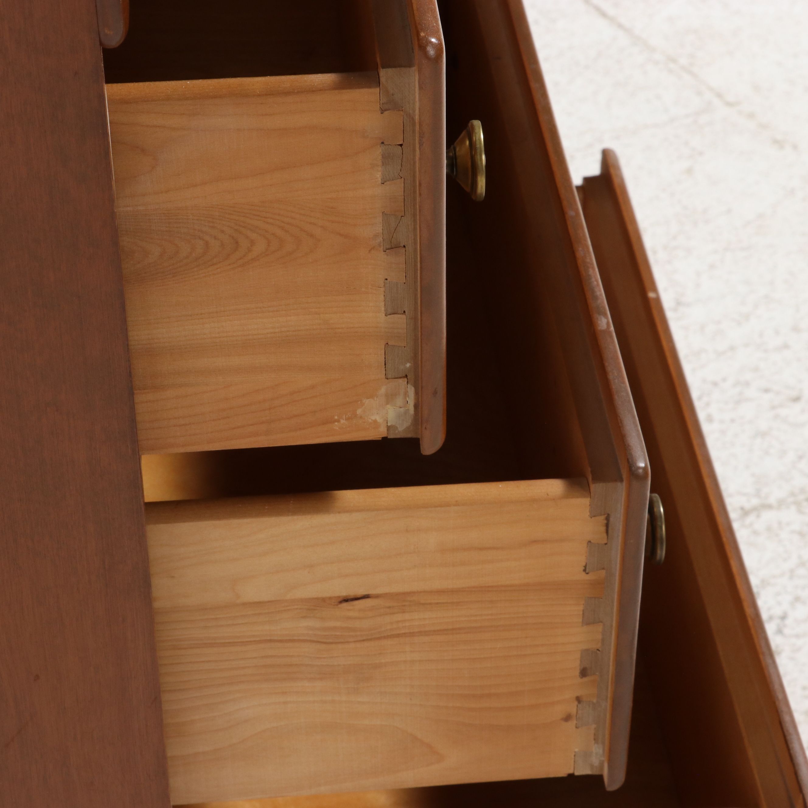 Ethan Allen Baumritter Birch Colonial Revival Dry Sink Cabinet