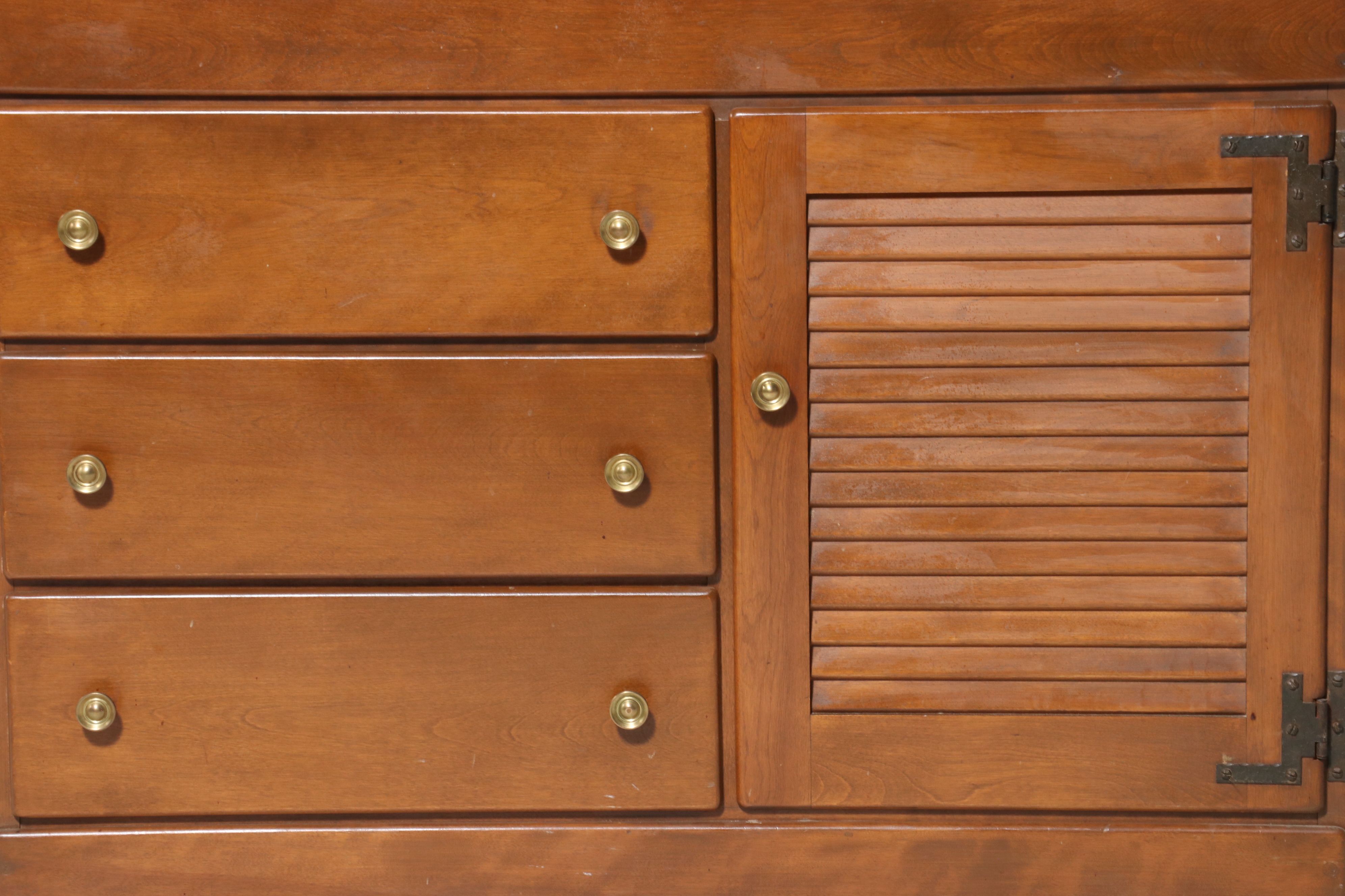 Ethan Allen Baumritter Birch Colonial Revival Dry Sink Cabinet