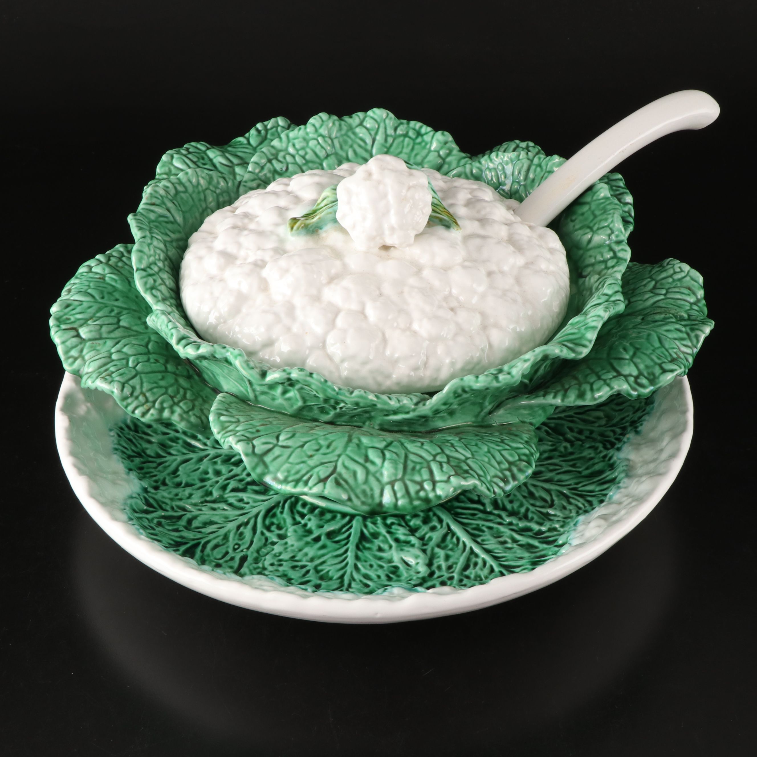 Bordallo Pinheiro Cauliflower Tureen with Ladle and Underplate