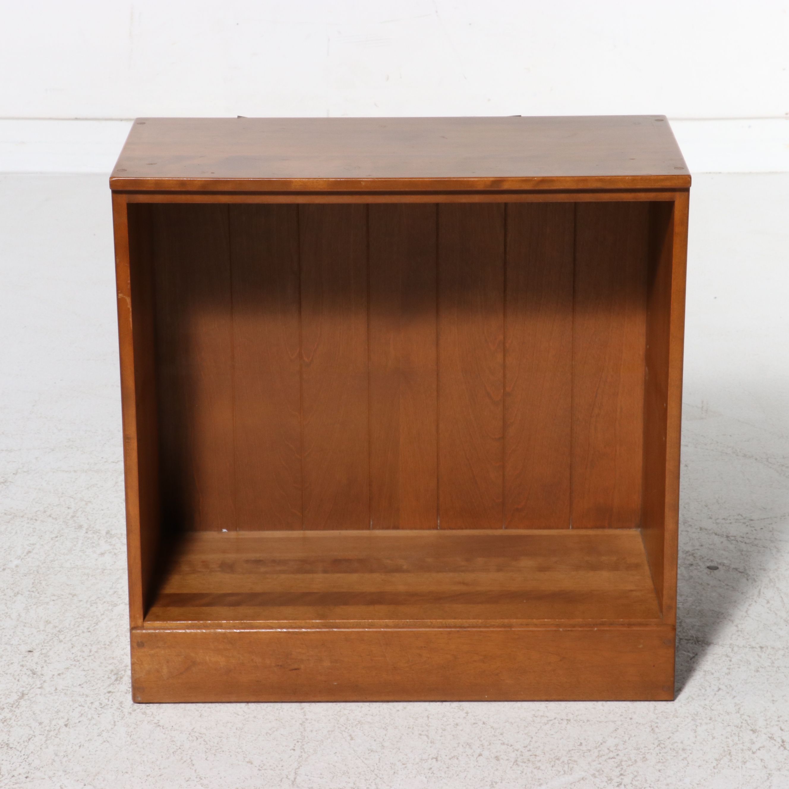 Ethan Allen Baumritter Birch Two-Piece Open Hutch Bookcase, Mid to Late 20th C.
