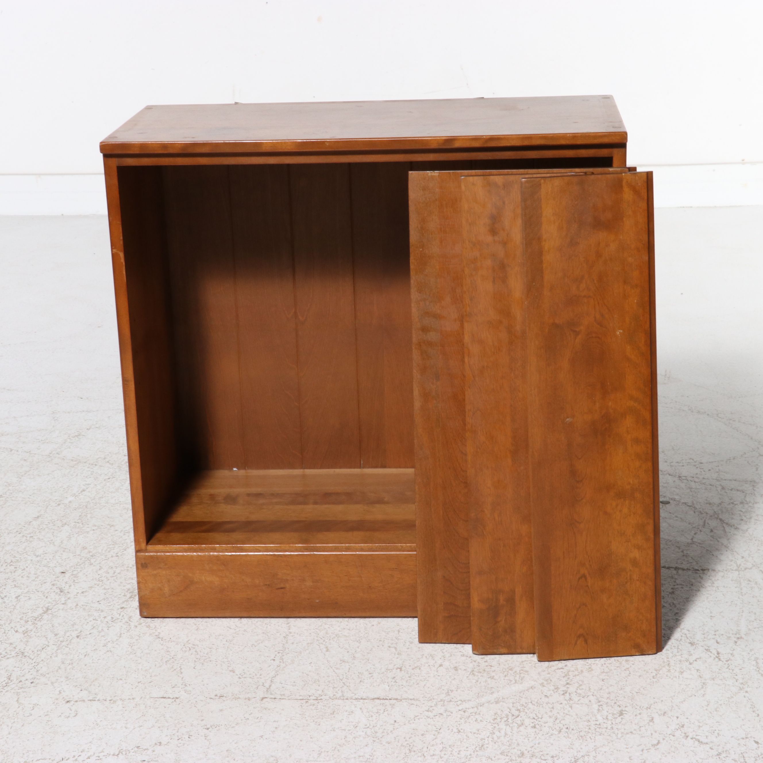 Ethan Allen Baumritter Birch Two-Piece Open Hutch Bookcase, Mid to Late 20th C.