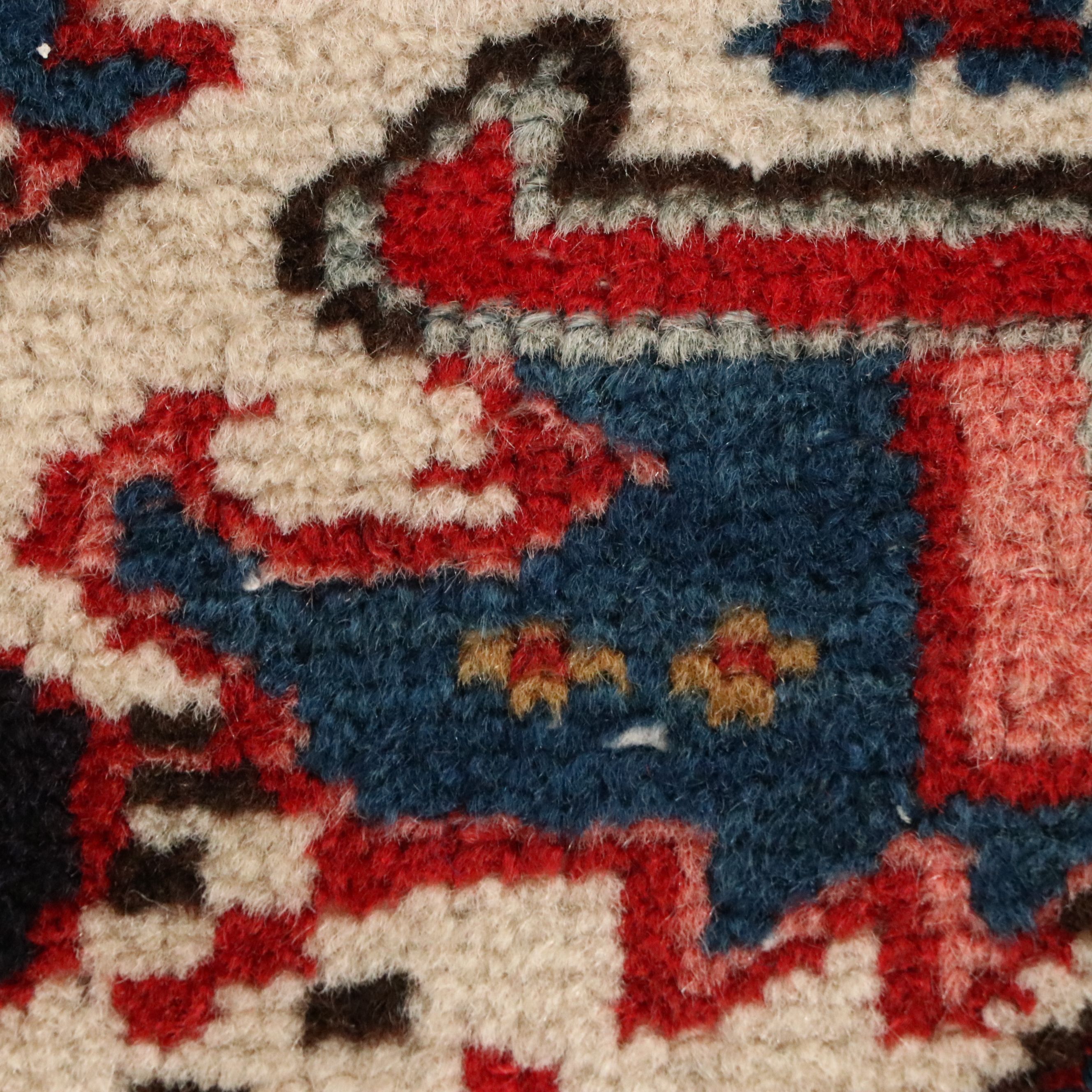 9'6 x 12'10 Hand-Knotted Persian Heriz Room-Sized Rug