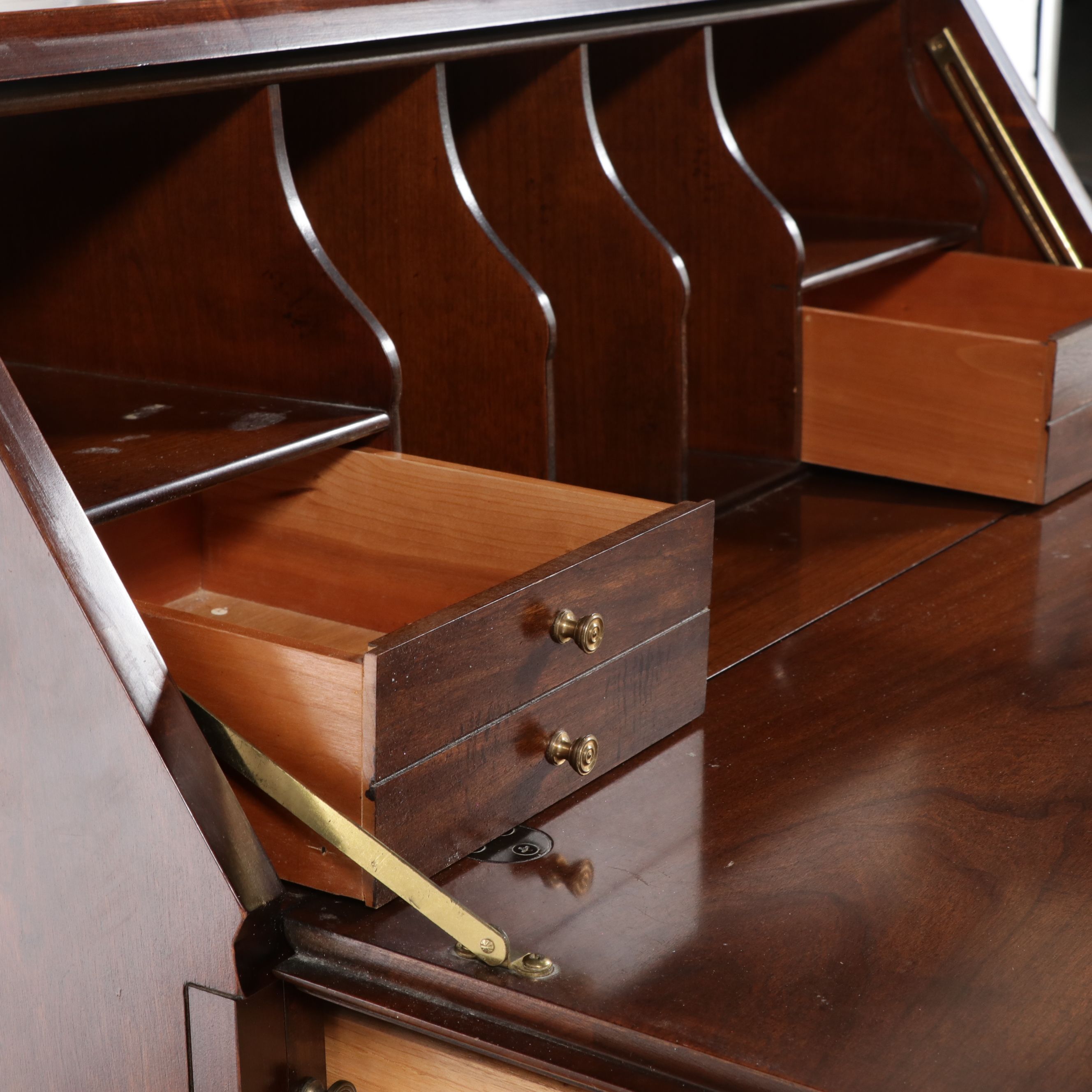 Thomasville Chippendale Style Mahogany Slant-Front Desk, Late 20th Century
