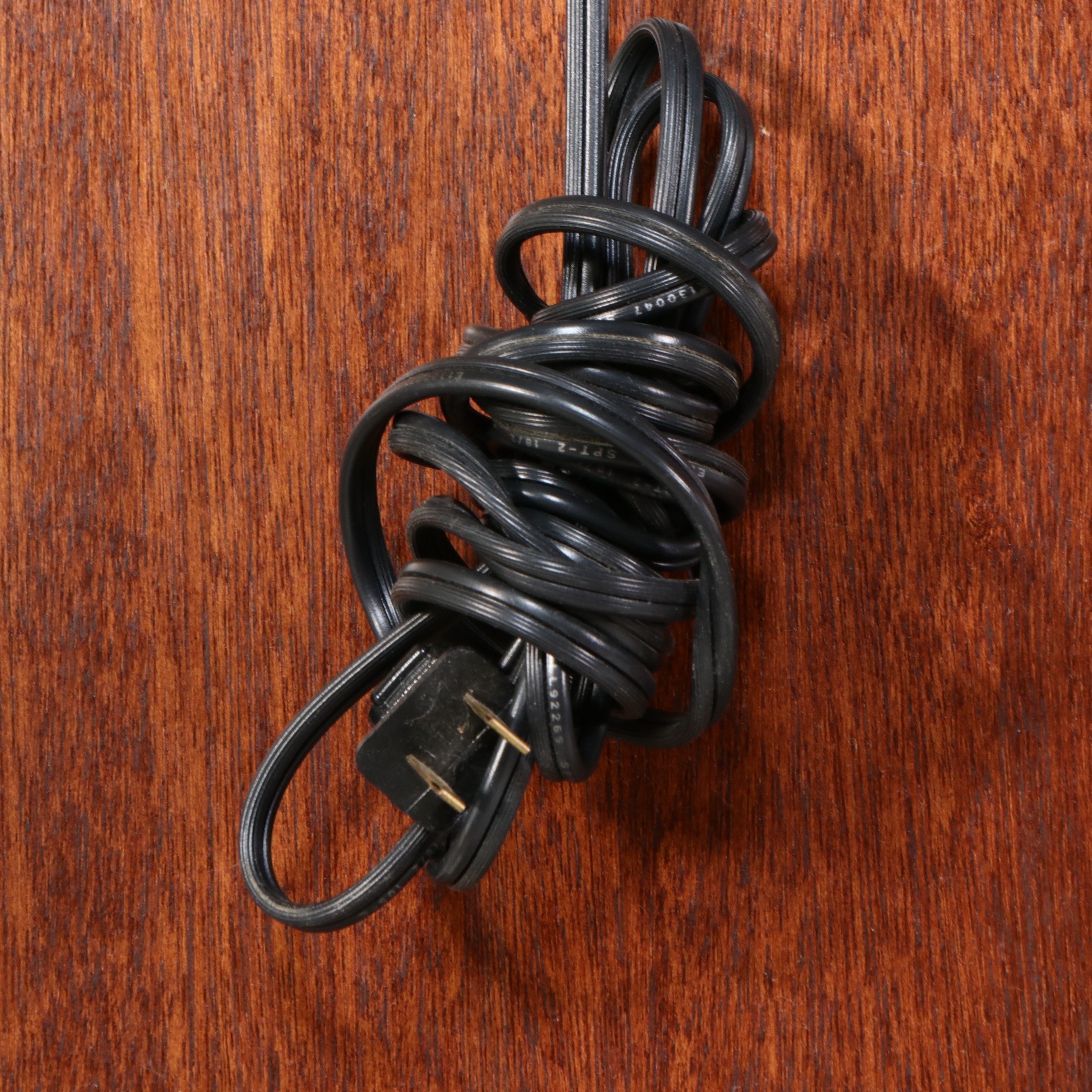 Pennsylvania House Mahogany Finish Arched Curio Cabinet, Late 20th Century