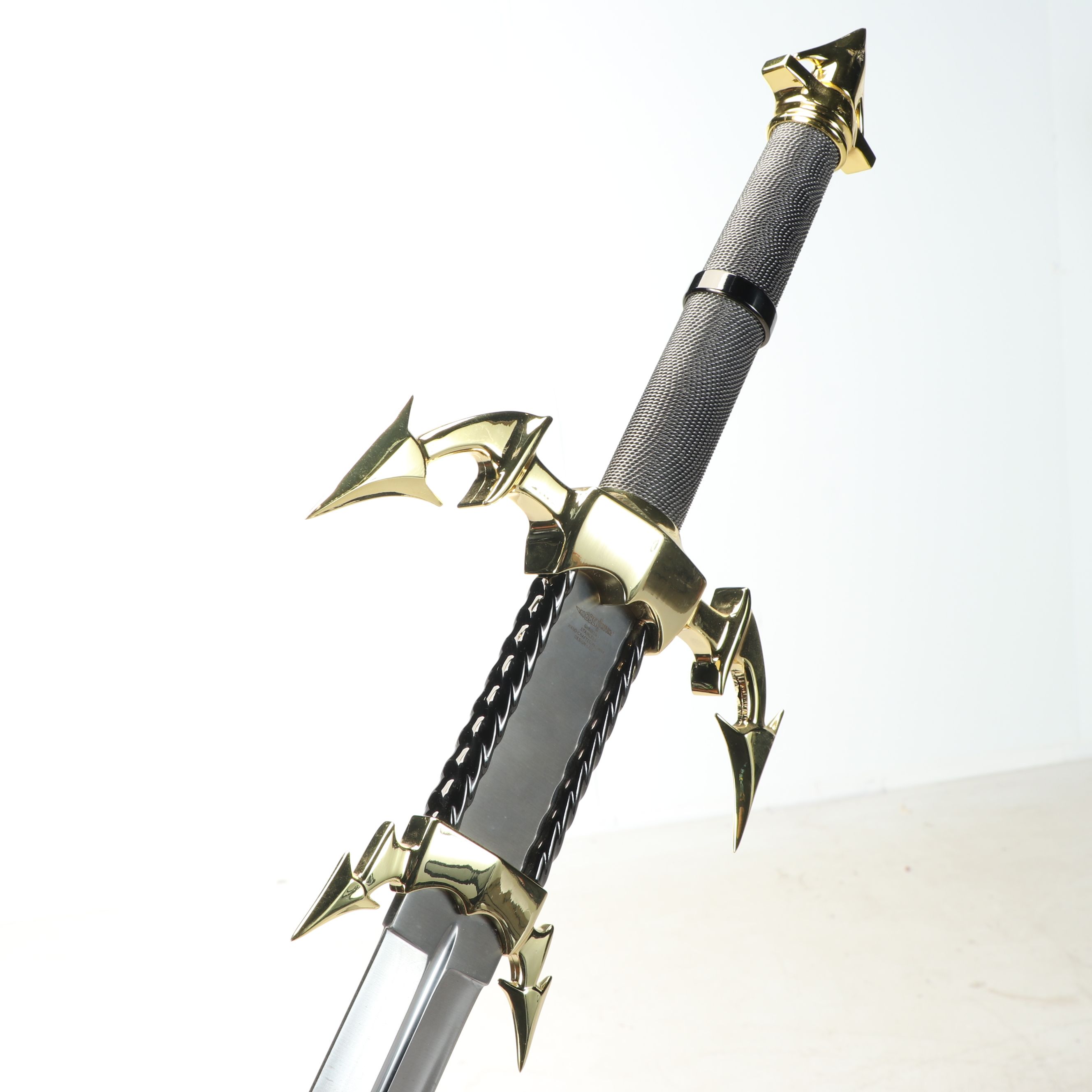 Hibben Knives Gold Edition Valiant Sword, 2010