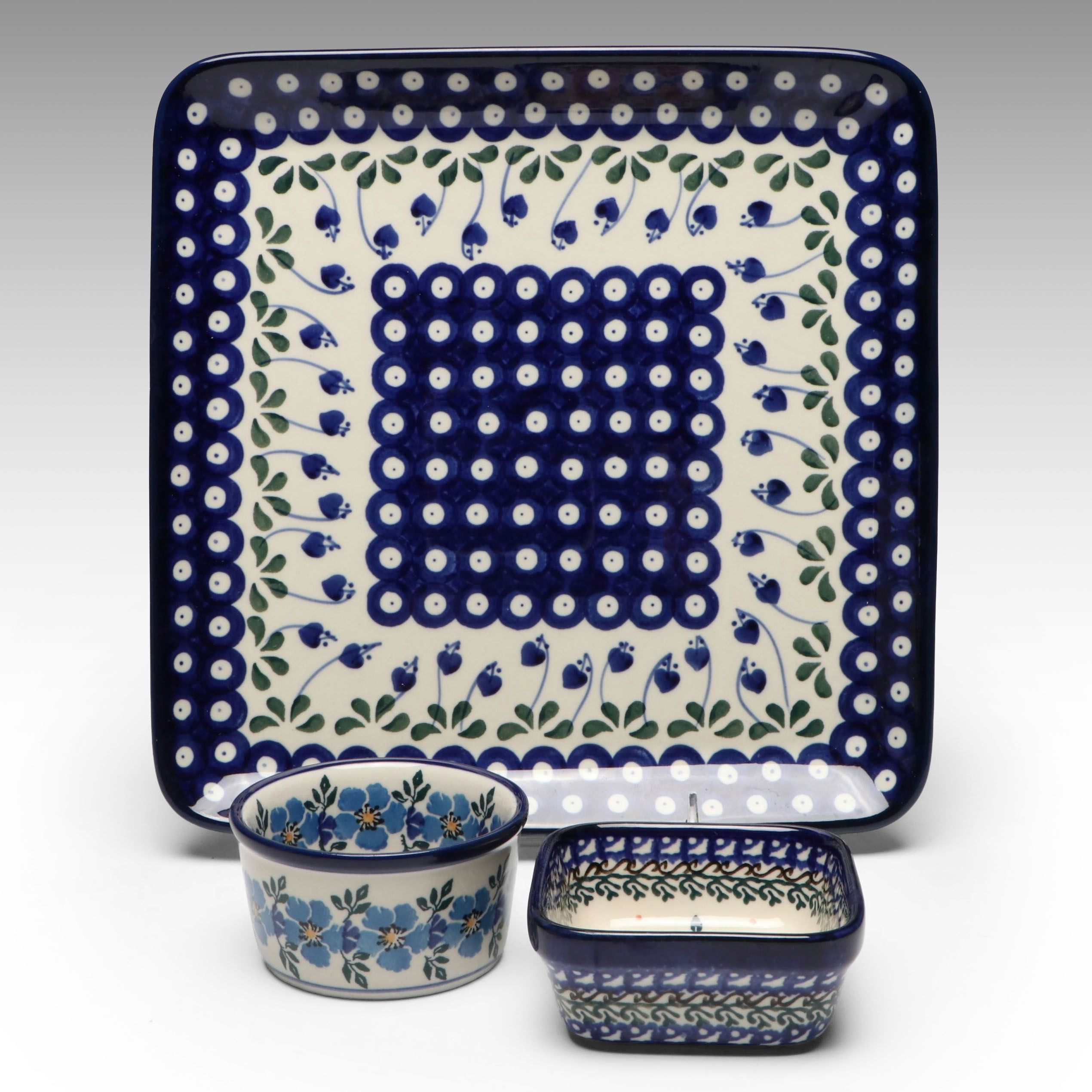 Ceramika Artystyczna Bolesławiec Polish Ceramic Tray and Ramekins