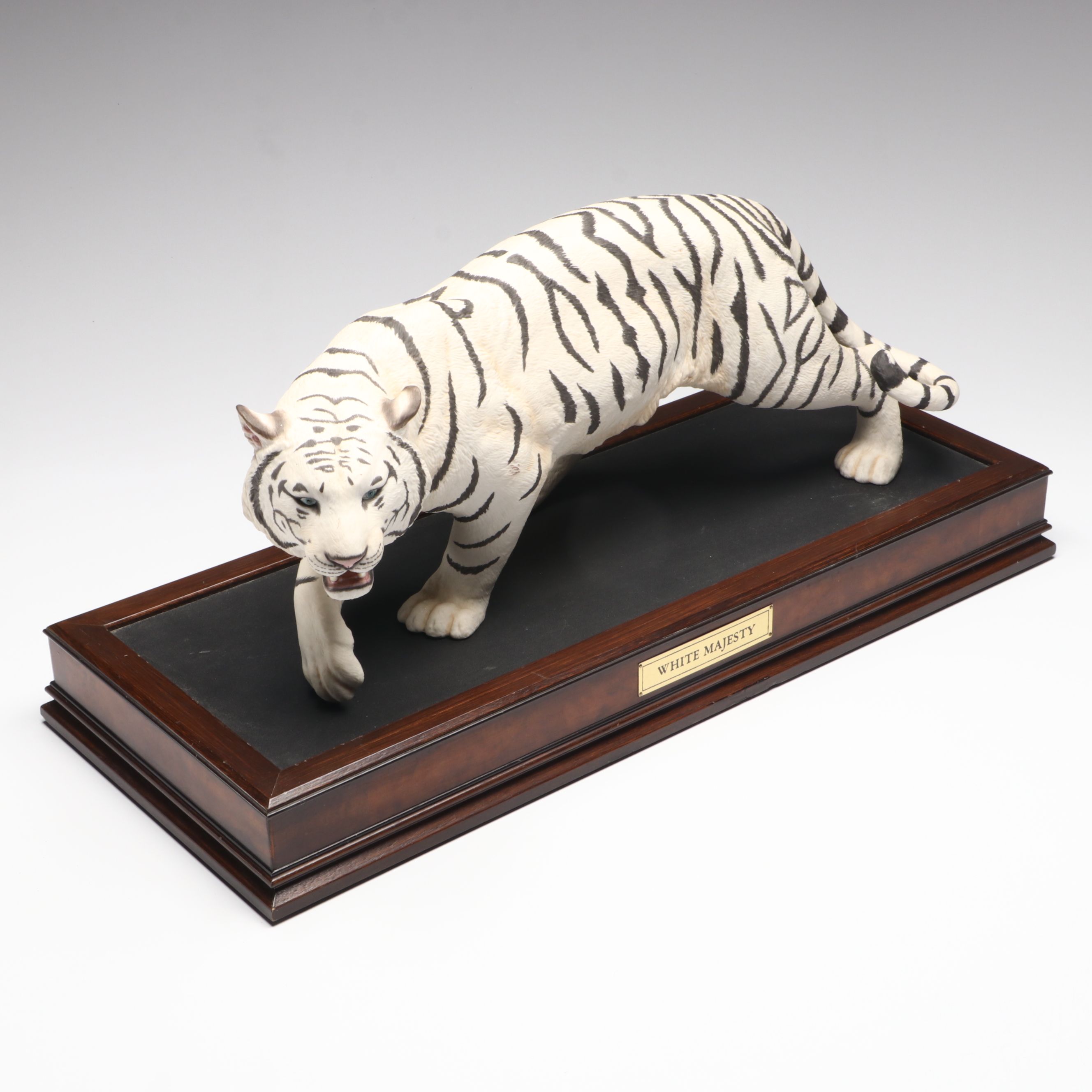 Franklin Mint "White Majesty" Porcelain Tiger on Wood Plinth