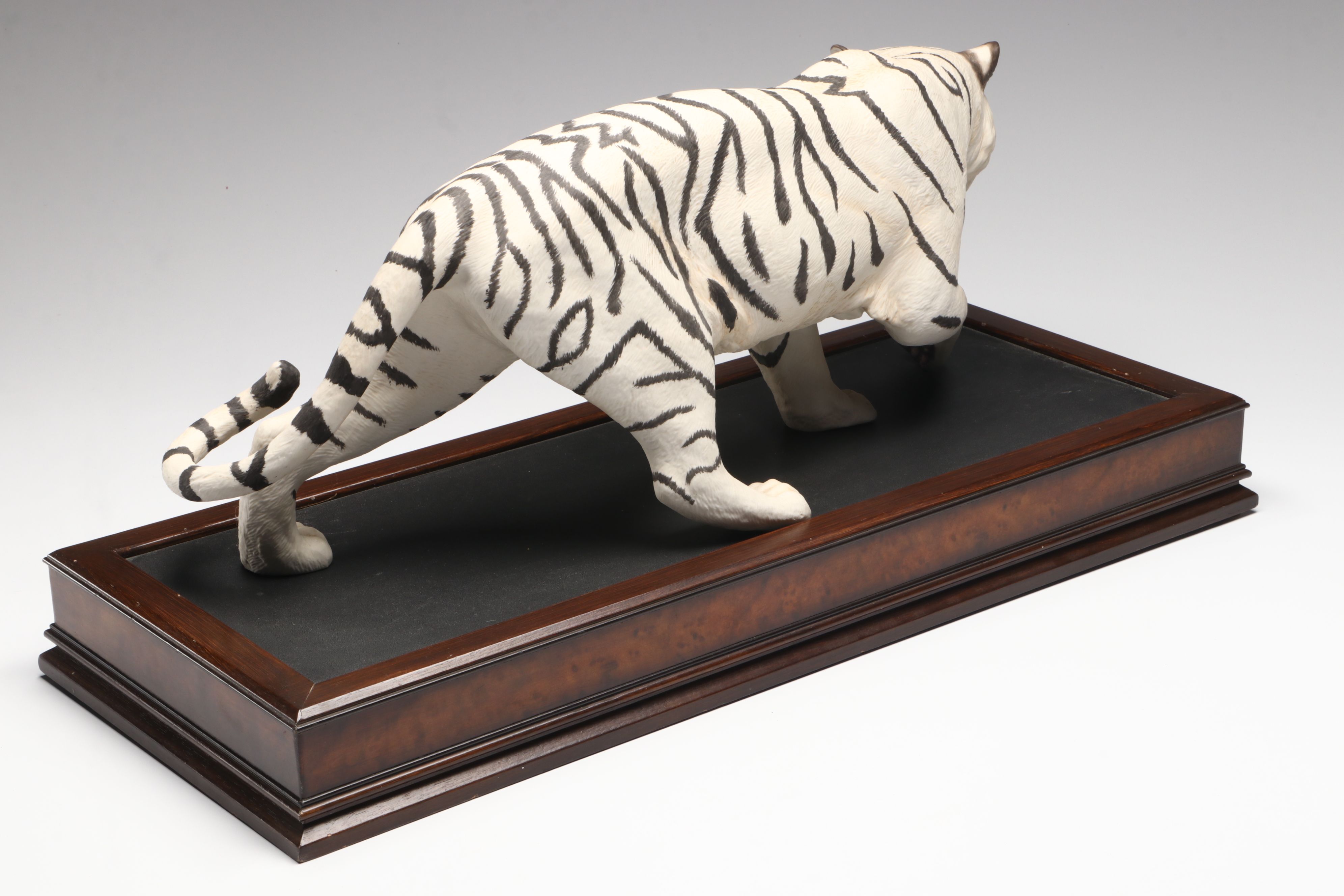 Franklin Mint "White Majesty" Porcelain Tiger on Wood Plinth