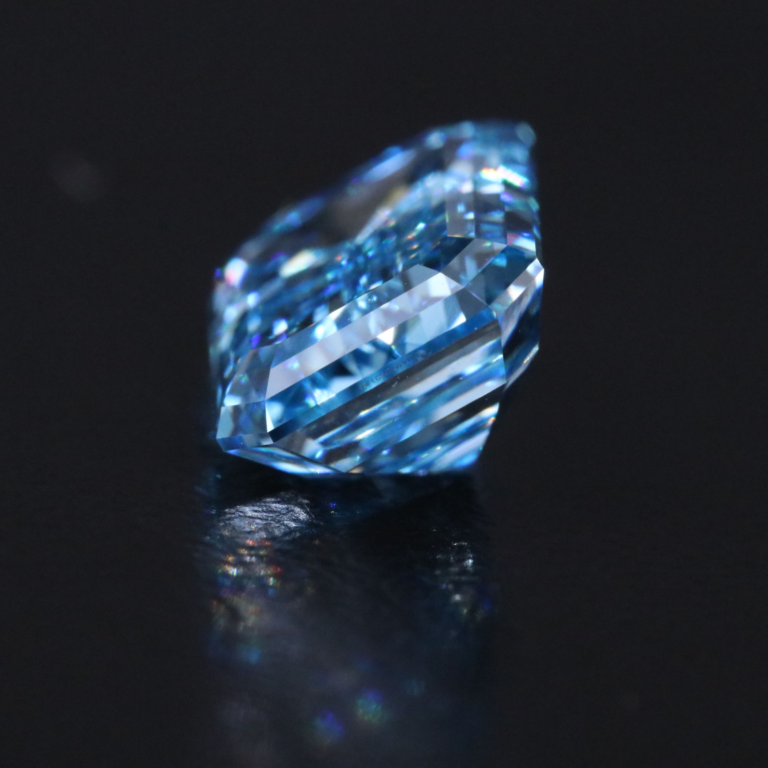 Loose 3.09 CT Lab Grown Diamond with IGI Report