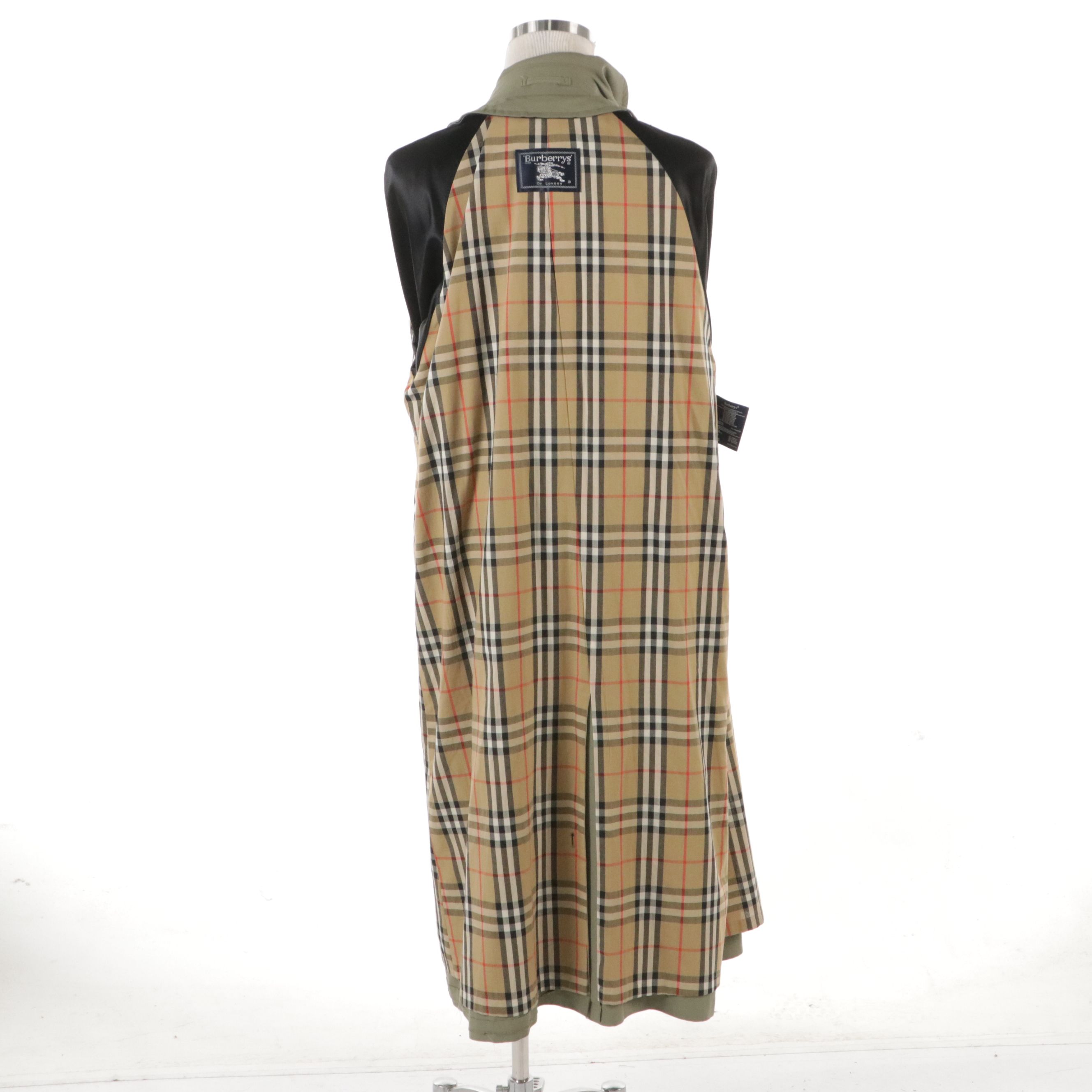 Men's Burberrys Rayon Blend Single-Breasted Trench Coat with Hidden Placket