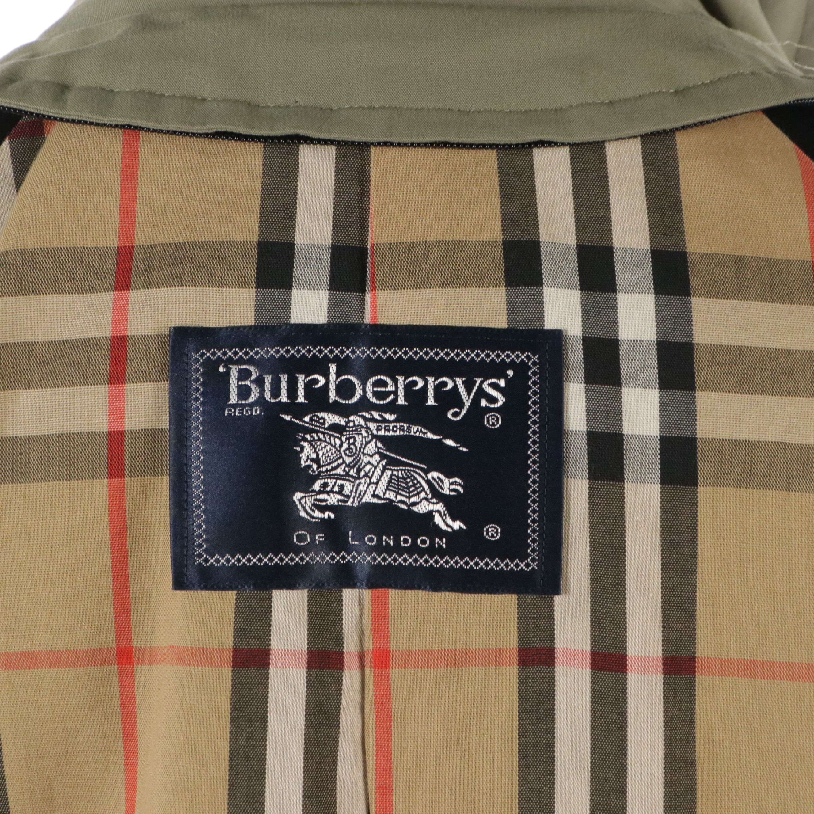 Men's Burberrys Rayon Blend Single-Breasted Trench Coat with Hidden Placket