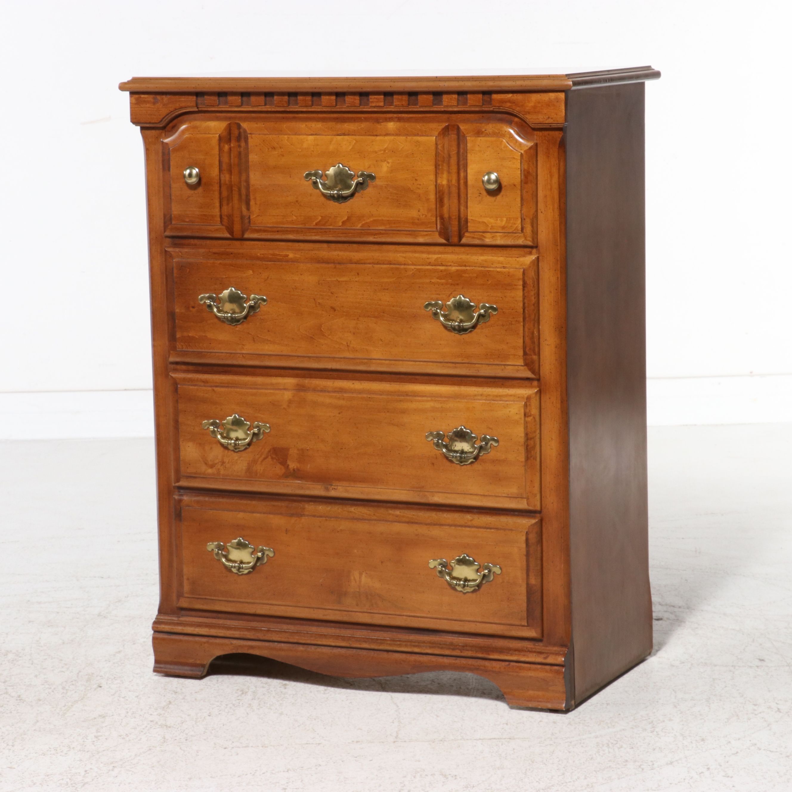 Ethan Allen Colonial Style Maple Chest of Drawers