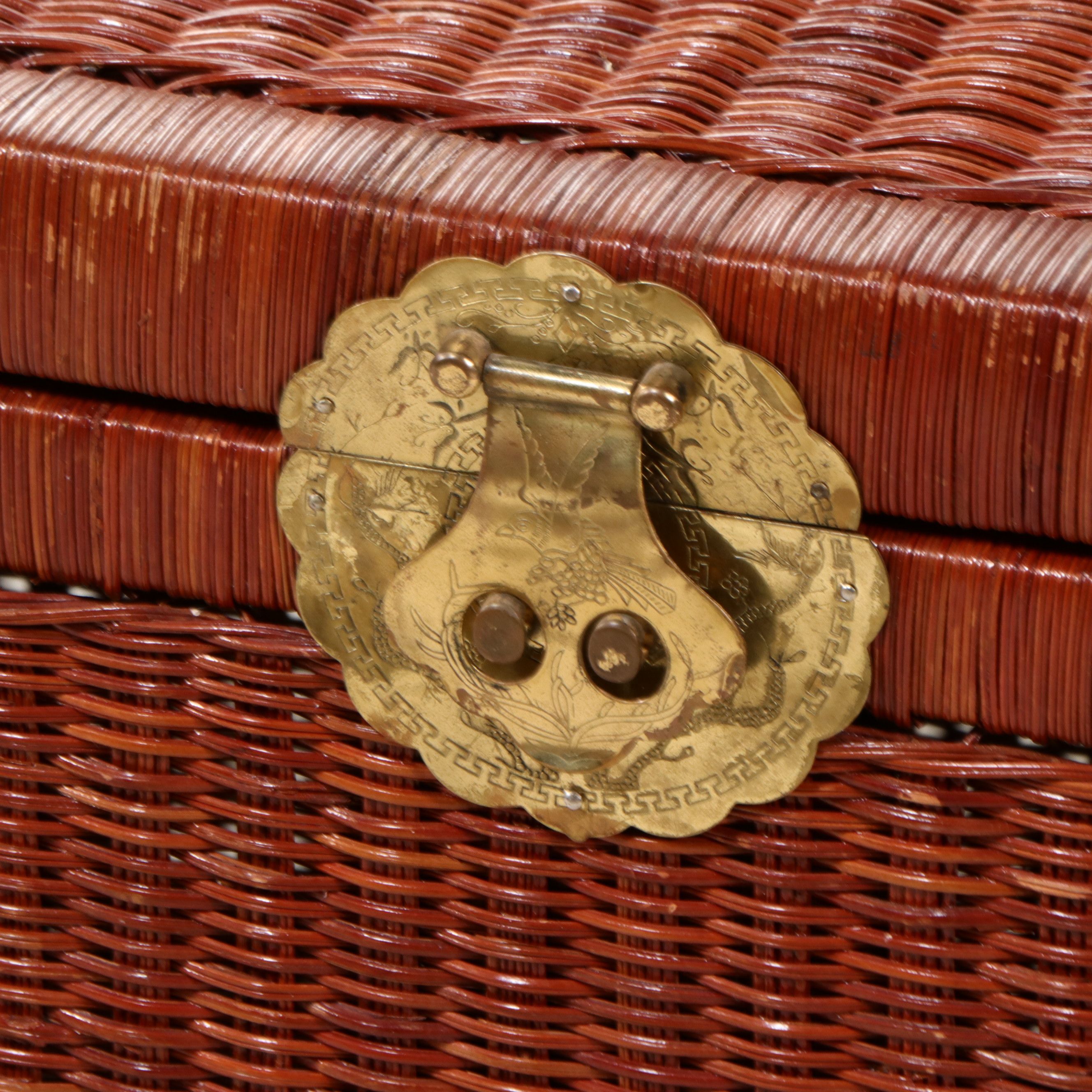 Chinese Style Red Woven Wicker Trunk with Glass Top, Mid to Late 20th Century