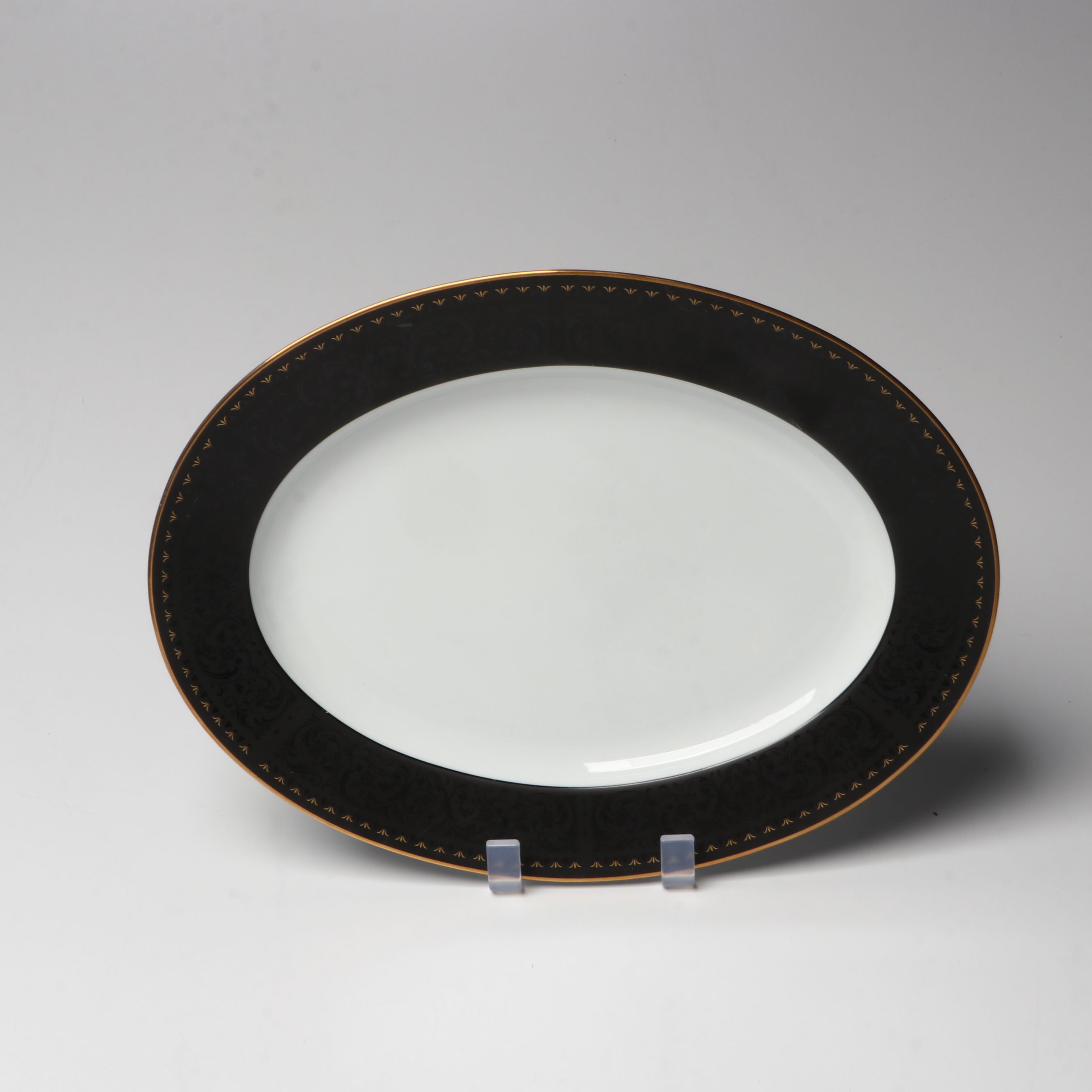 Noritake "Benedicta" Black Jacquard Rimmed Japanese Porcelain Dinnerware