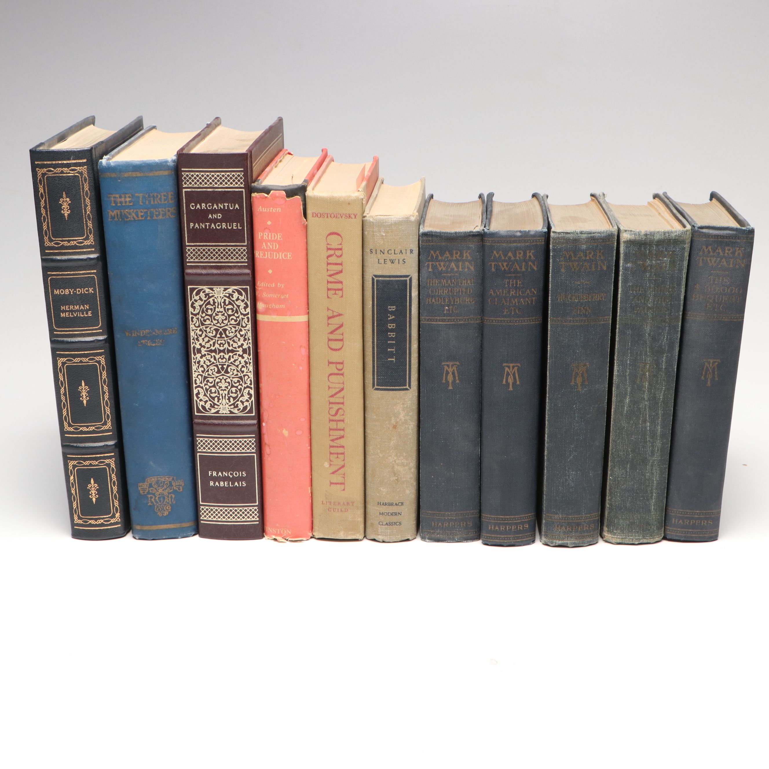 "Huckleberry Finn" and More Titles by Mark Twain with Other Classic Books