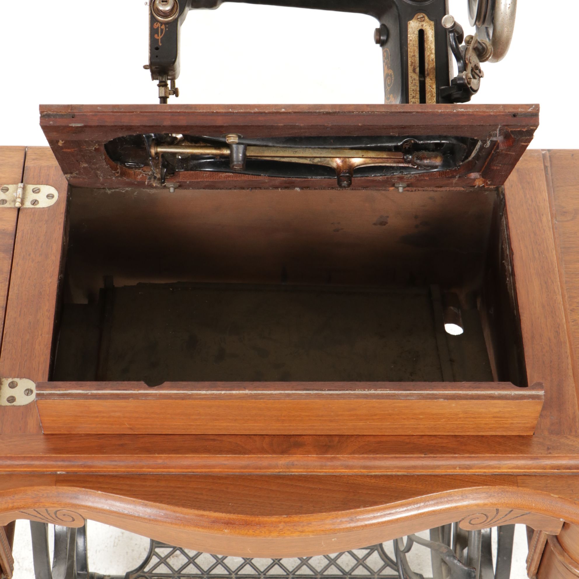 Eldredge "B" Treadle Sewing Machine, Late 19th to Early 20th Century