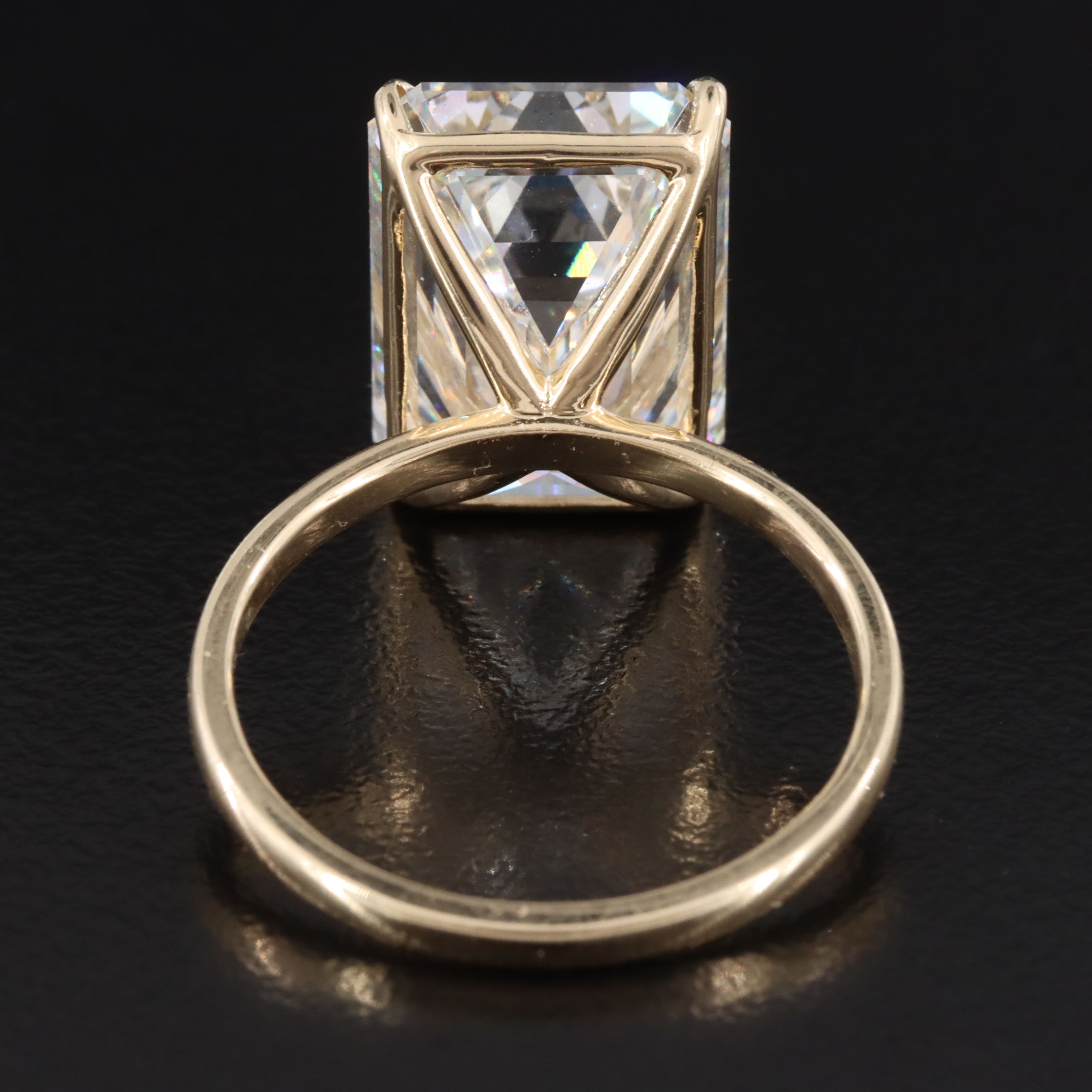 14K 12.52 CT Lab Grown Diamond Solitaire Ring with IGI Report