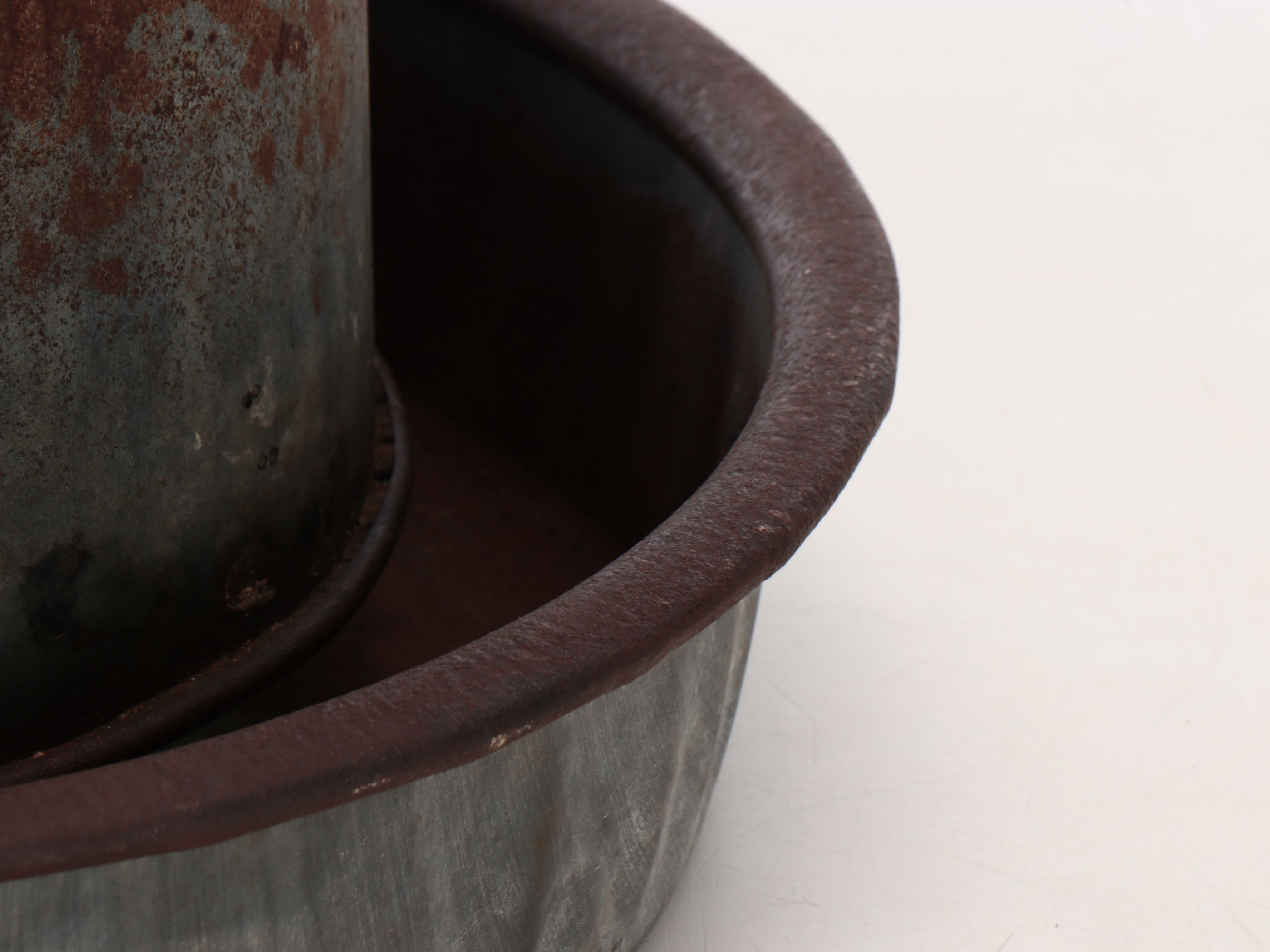 Big H Equipment Polychrome Metal Chicken Feeder, Vintage