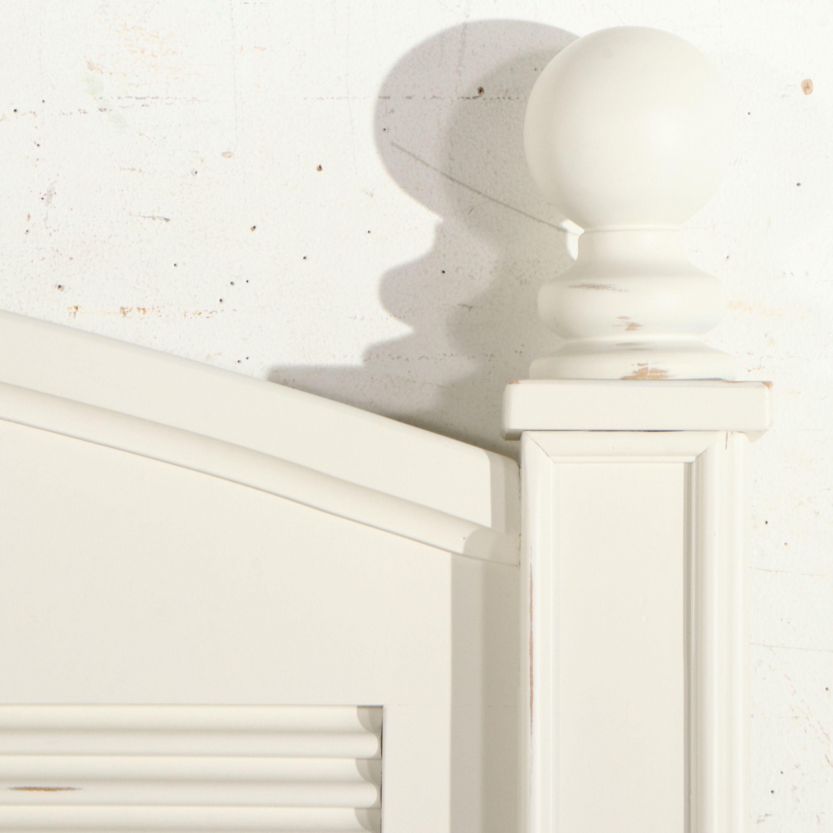 Stanley Furniture "Coastal Living" White Louvered Headboard, 21st Century