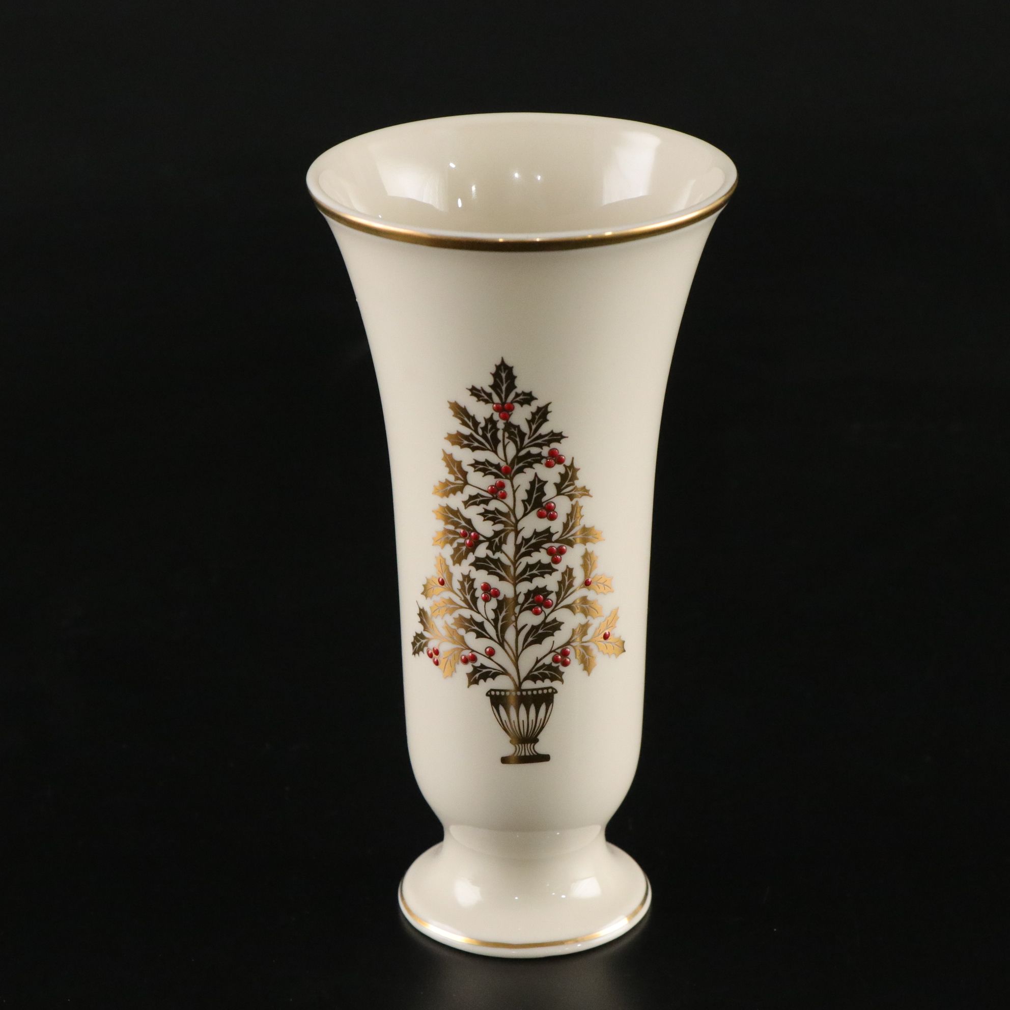 Lenox "Winter Greetings" Vase with Staffordshire Ironstone China Platters