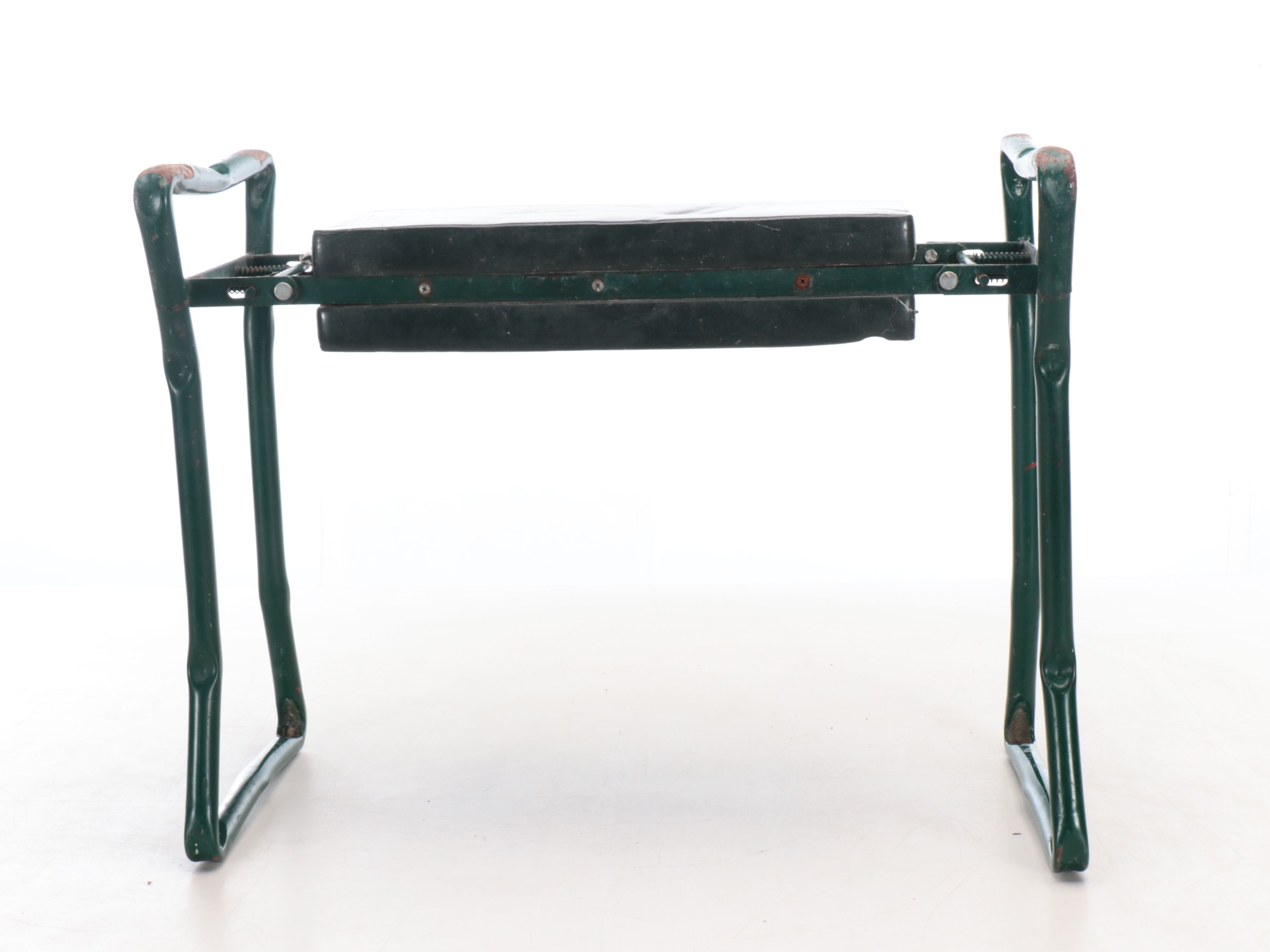 Rhode Gear Bicycle Carrier with Portable Gardening Seat/Kneeler