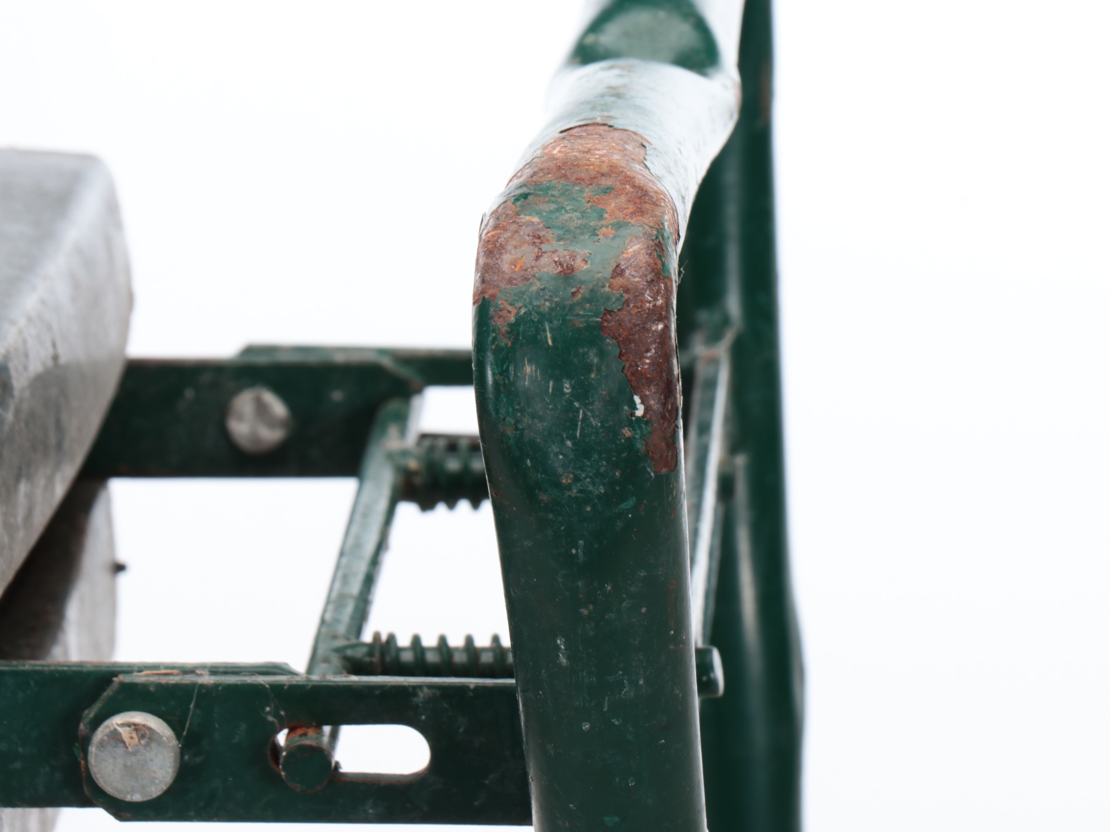 Rhode Gear Bicycle Carrier with Portable Gardening Seat/Kneeler