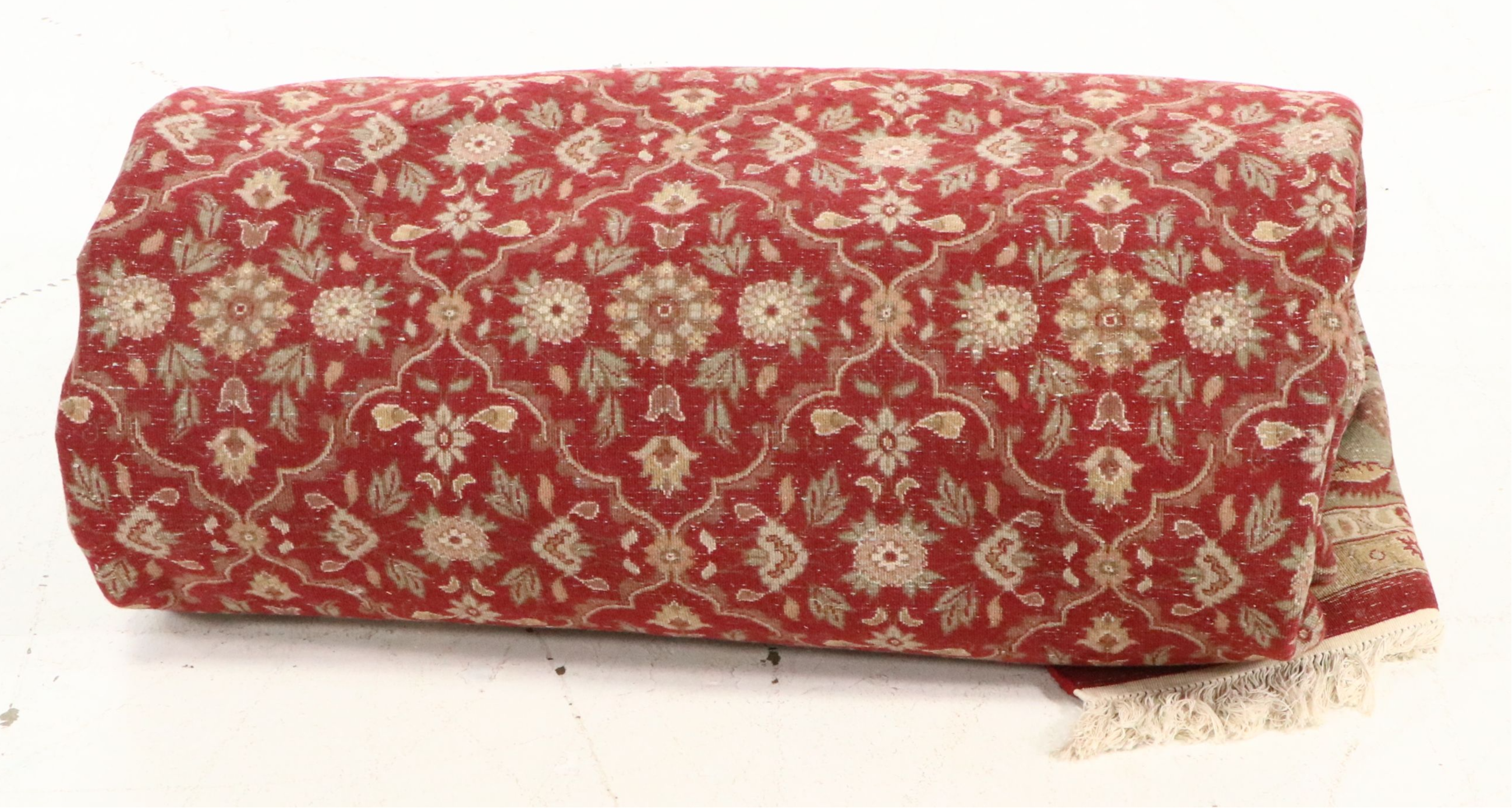 7'9 x 10'5 Hand-Knotted Indian Agra Area Rug