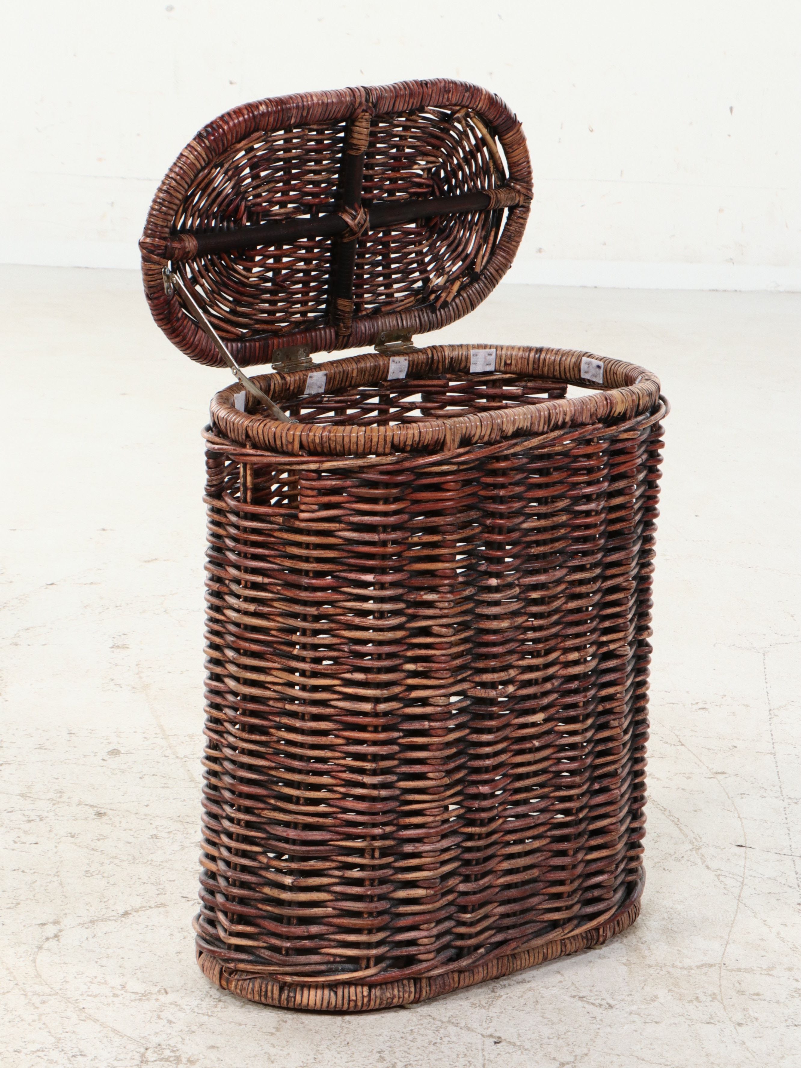 Wicker Lidded Laundry Baskets and Waste Bins