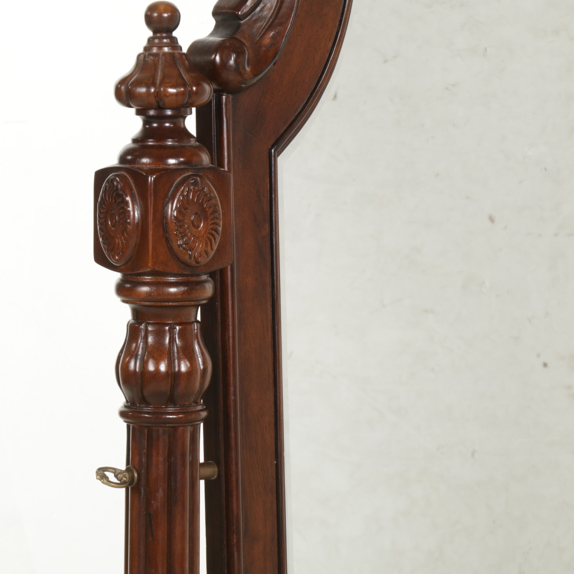 Bernhardt Furniture Mahogany Cheval Mirror
