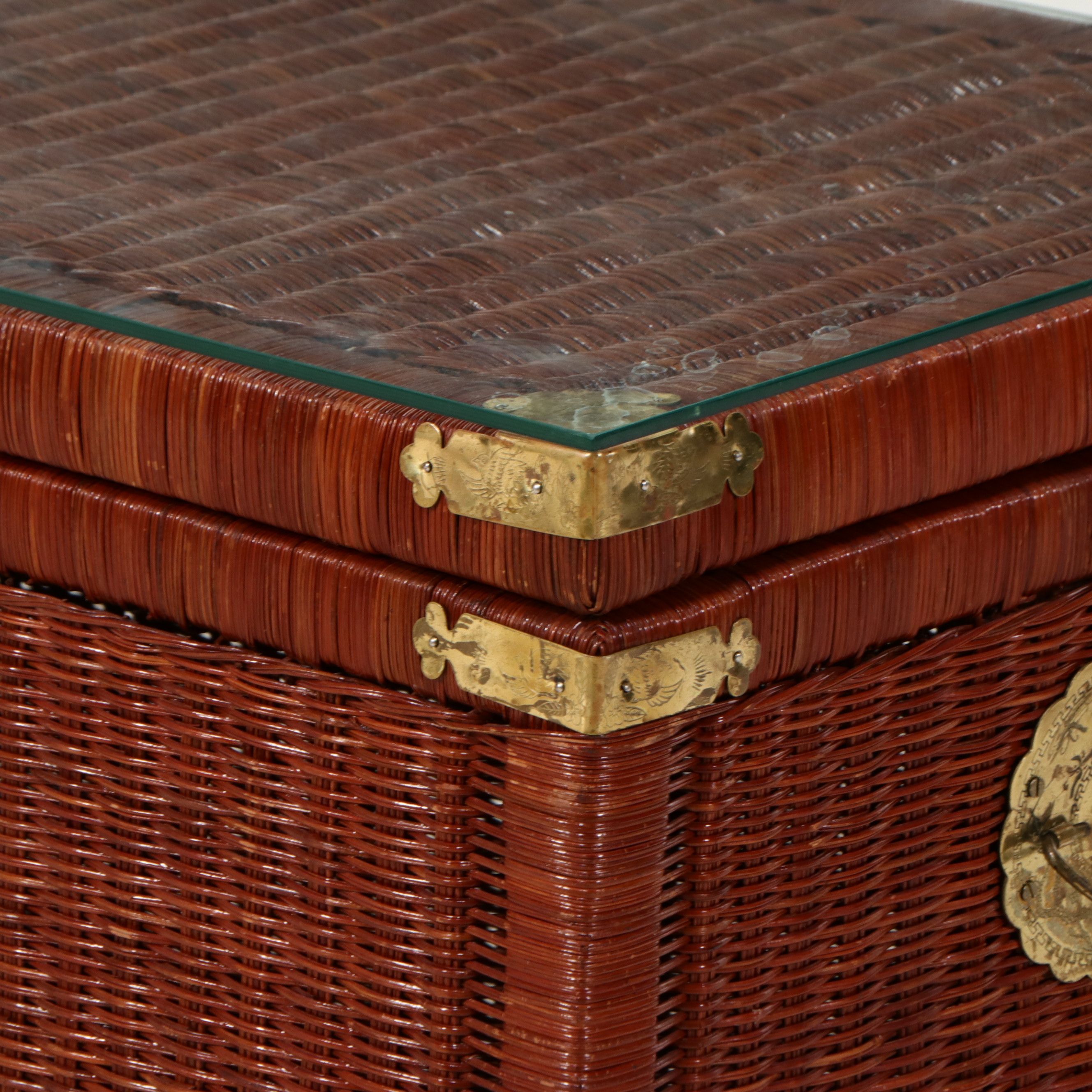 Chinese Style Red Woven Wicker Trunk with Glass Top, Mid to Late 20th Century