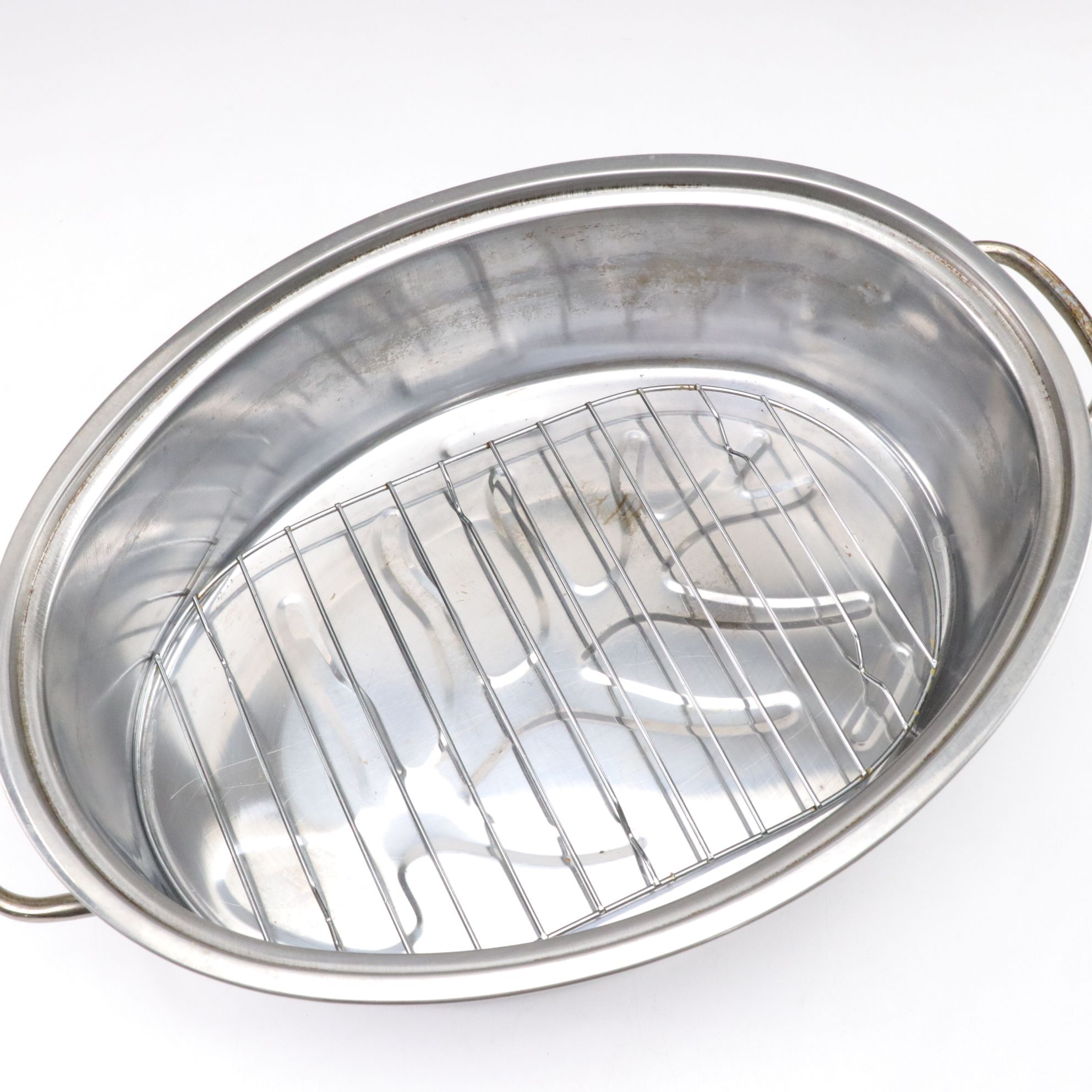 Pair of Metal Oval Dutch Ovens