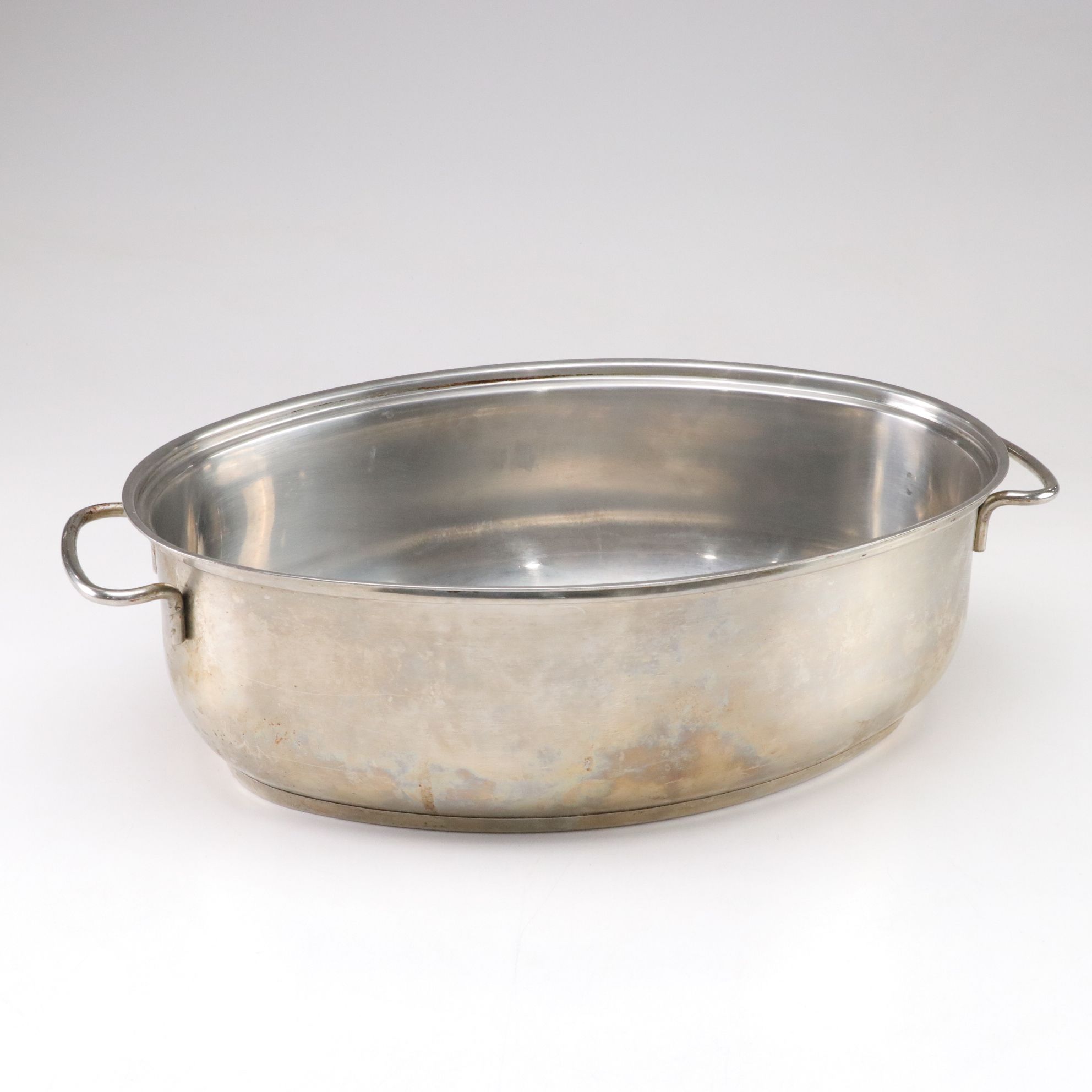 Pair of Metal Oval Dutch Ovens