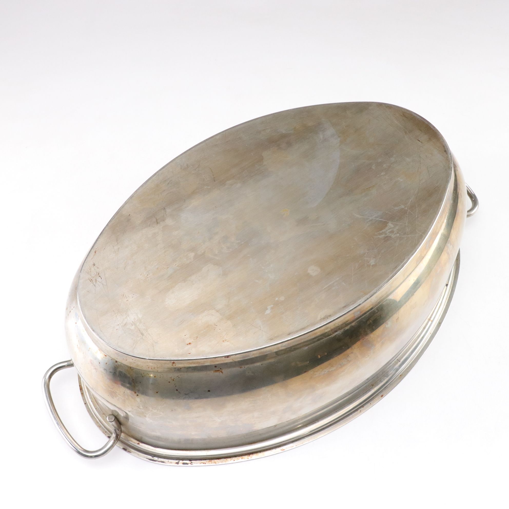 Pair of Metal Oval Dutch Ovens