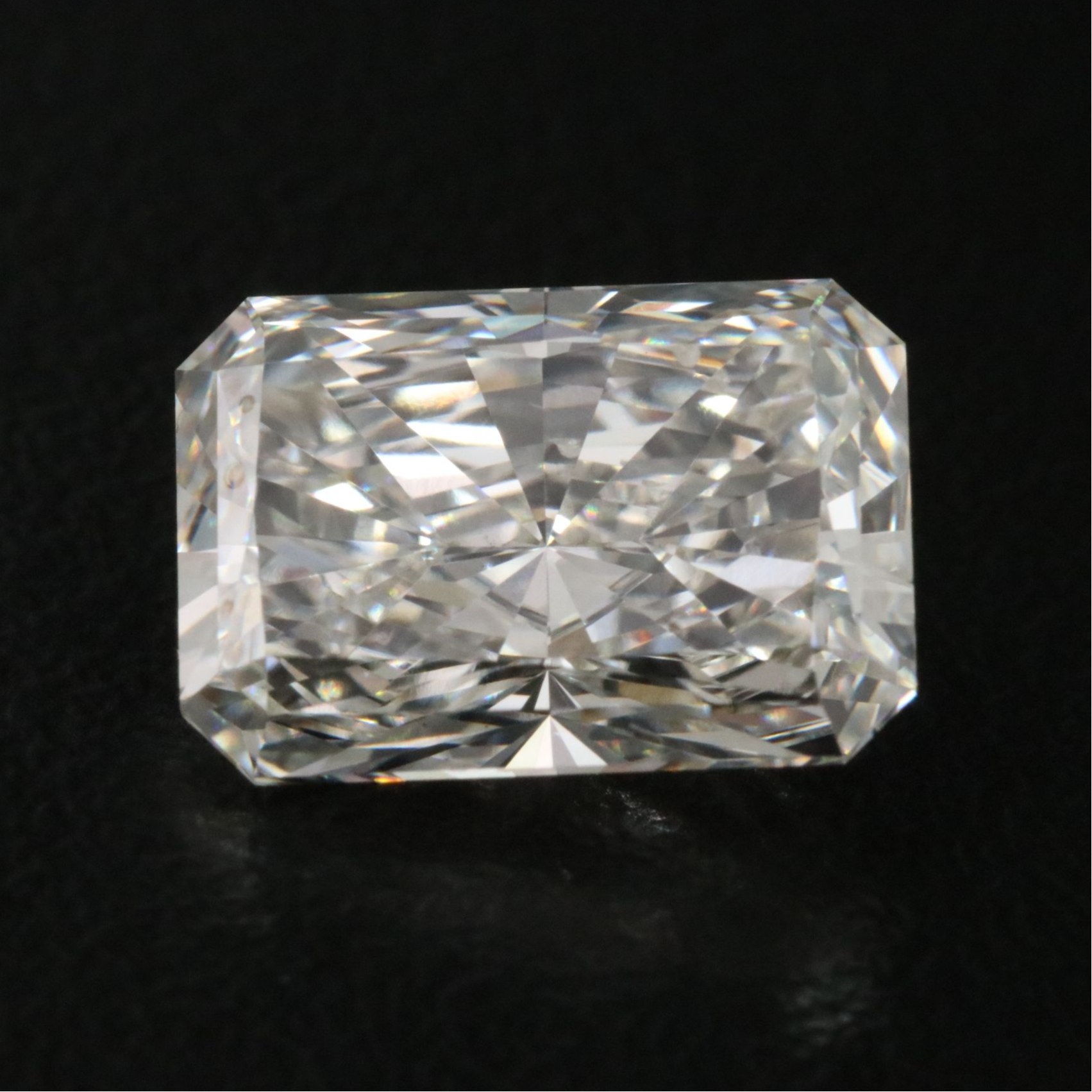 Loose 3.03 CT Lab Grown Diamond with IGI Report