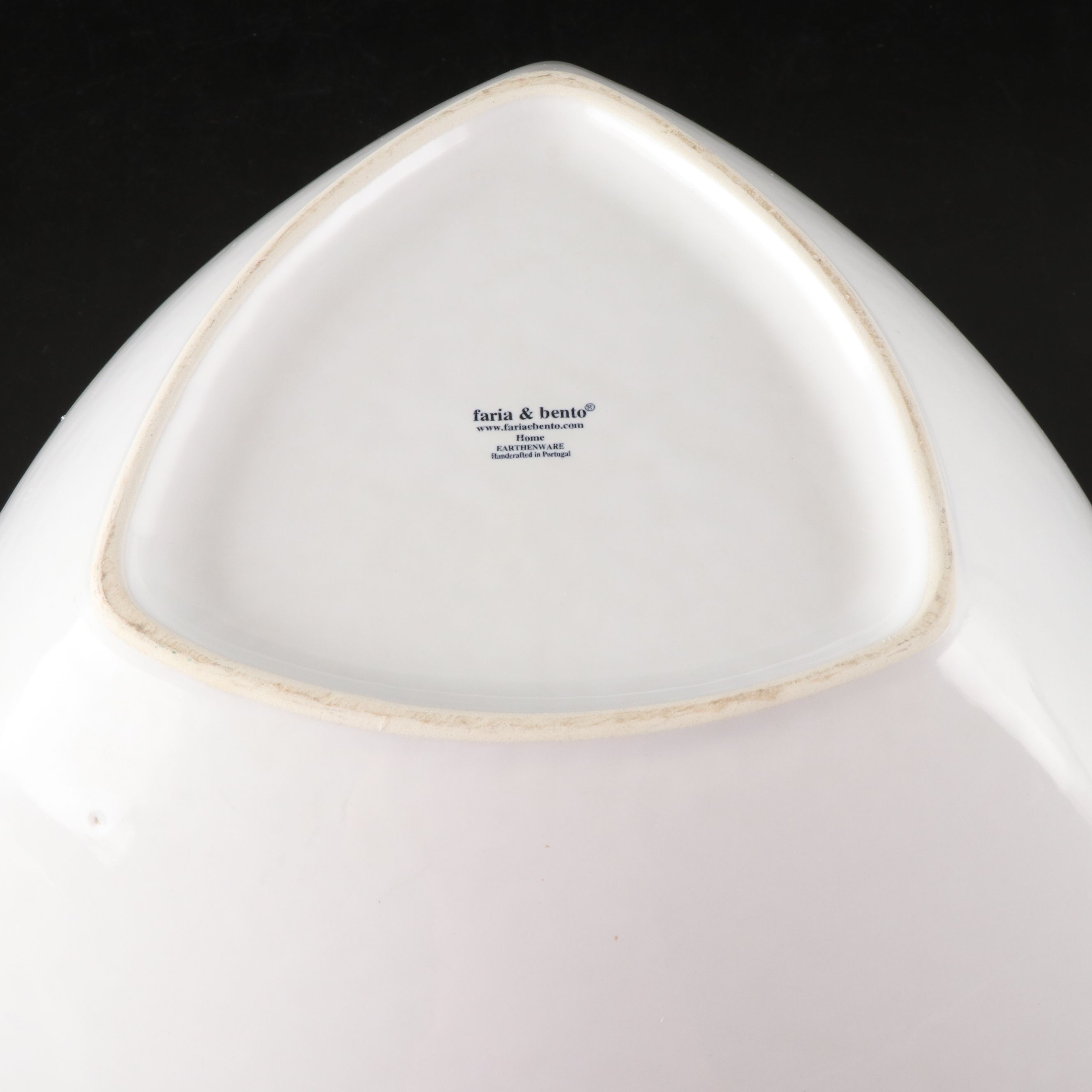 Bloomingdale's Ruffled Bow Platter with Esta Ceramiche and Feria & Bento Bowls