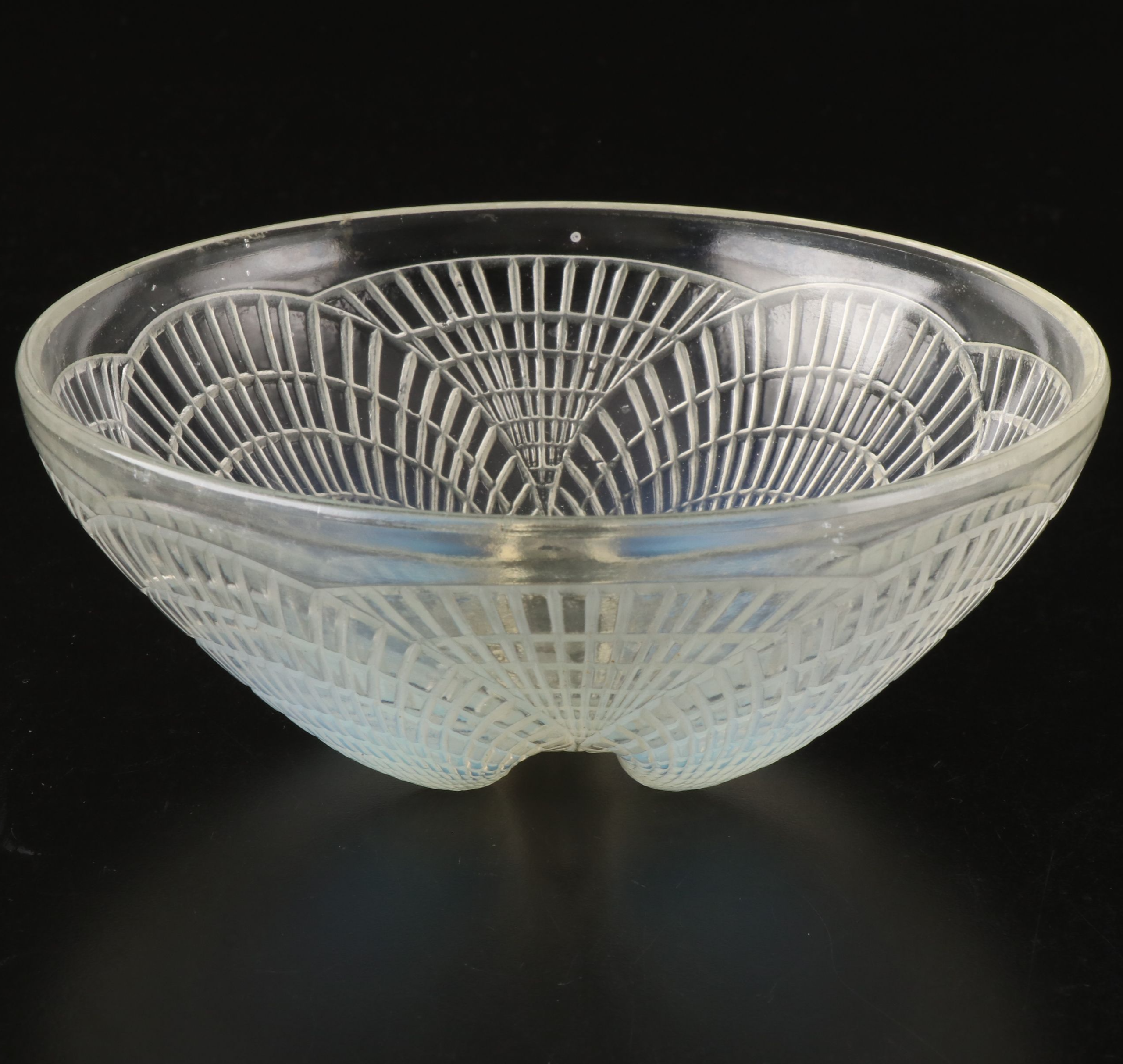 René Lalique "Coquilles" Frosted and Clear Crystal Bowl