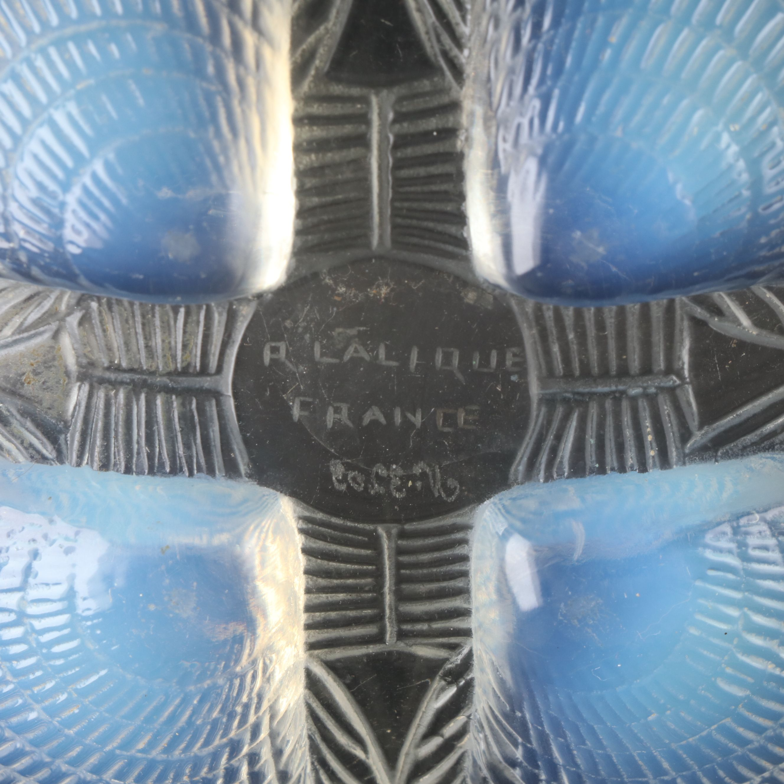 René Lalique "Coquilles" Frosted and Clear Crystal Bowl