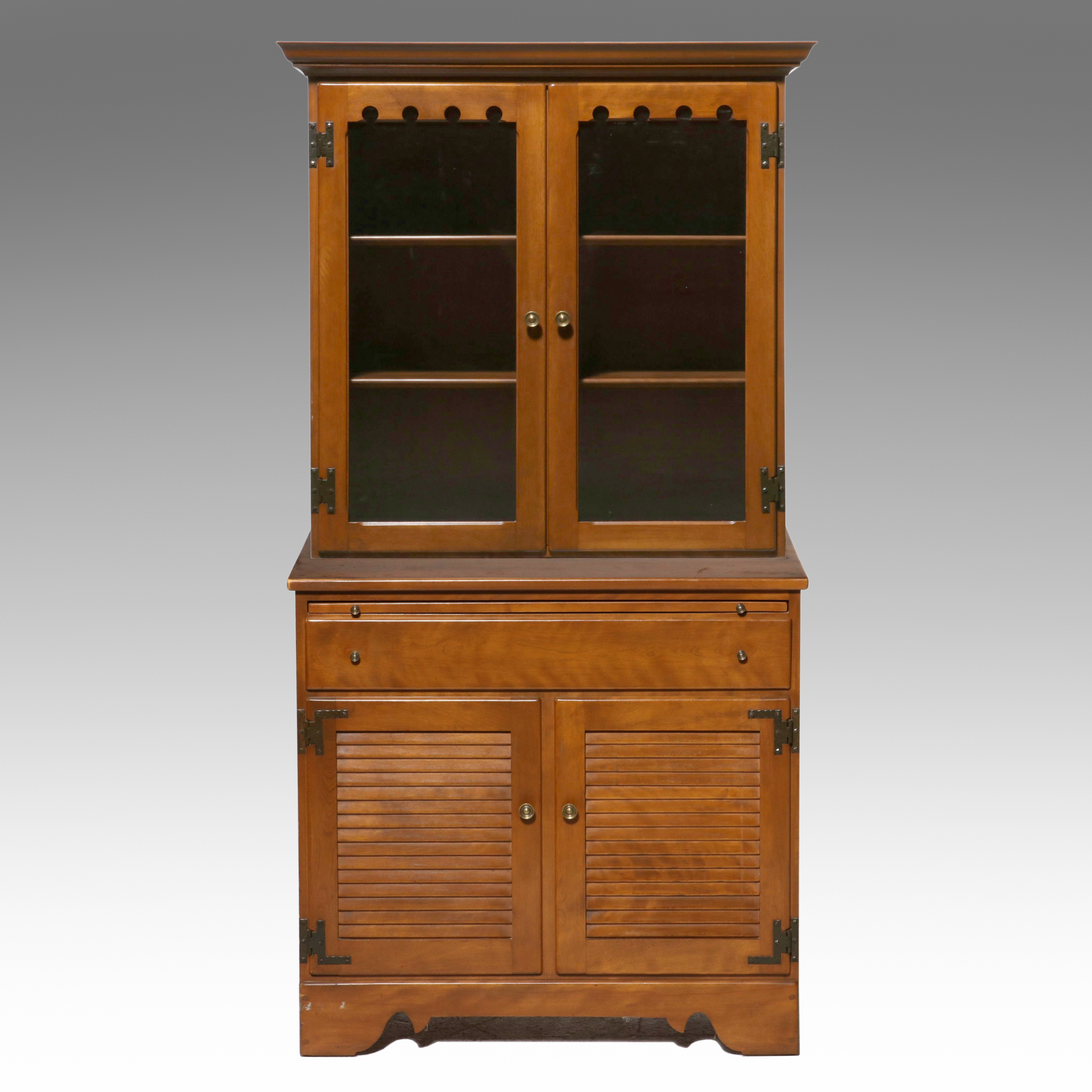 Ethan Allen by Baumritter Colonial Revival Maple Hutch