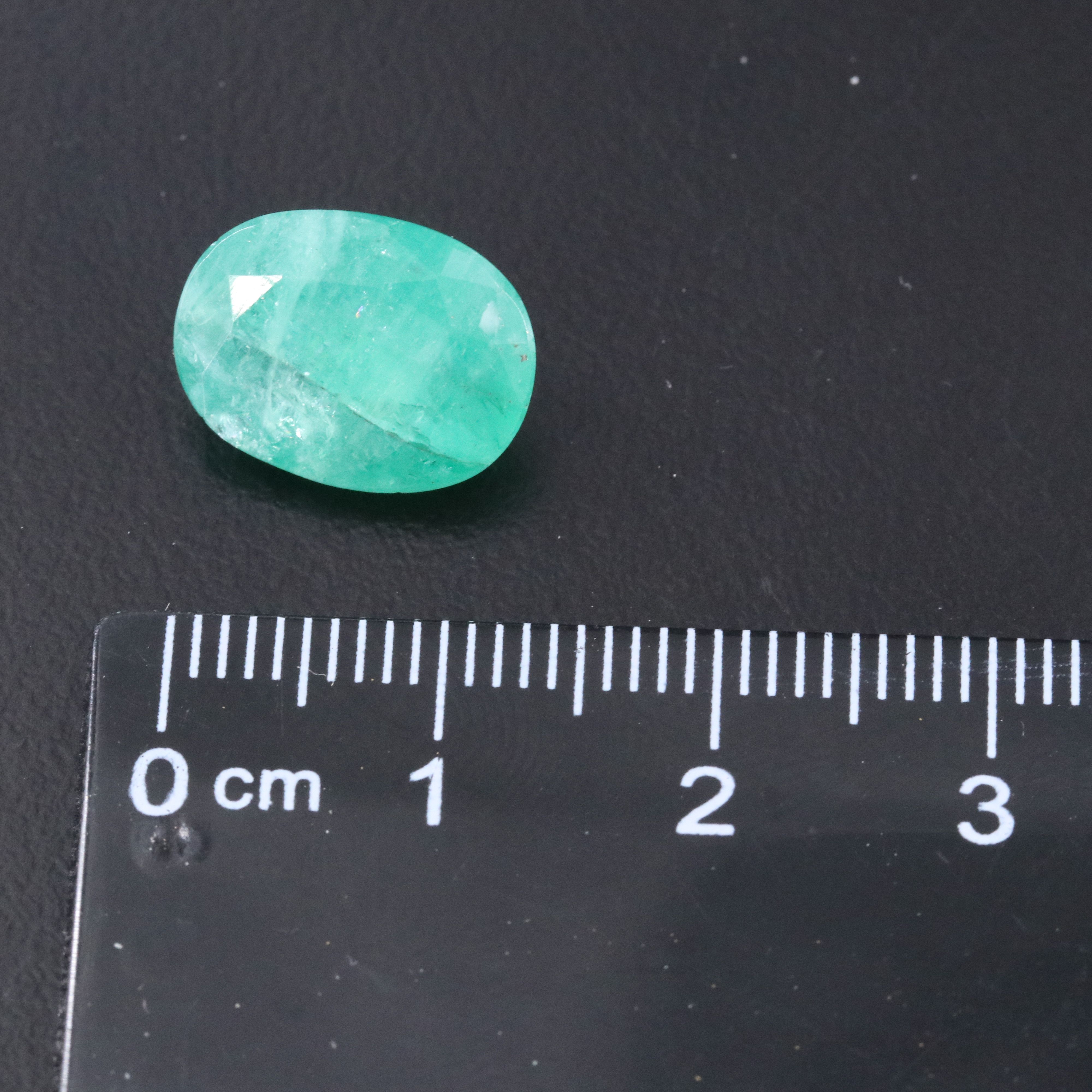 Loose 5.55 CT Emerald