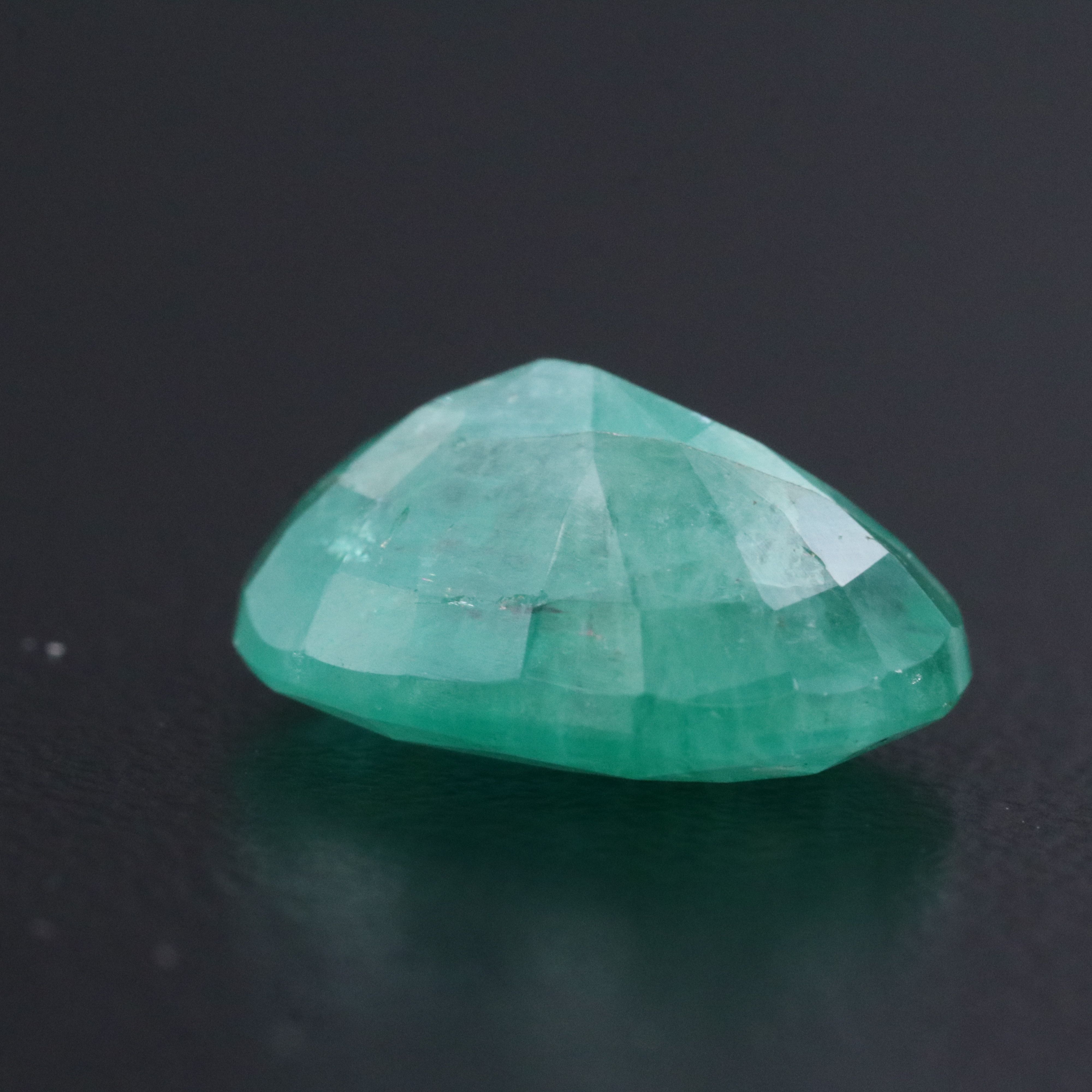 Loose 5.55 CT Emerald