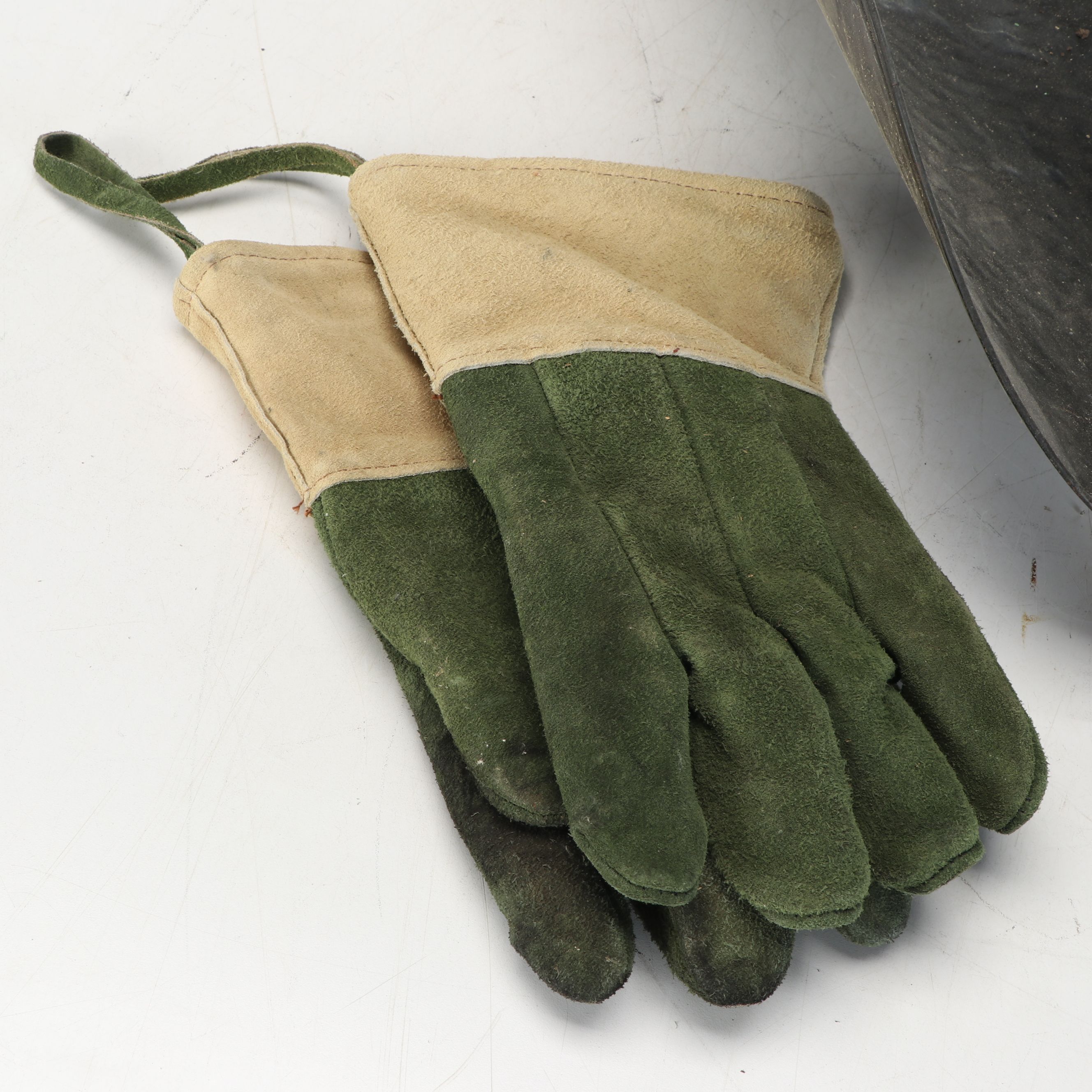 Metal Fireplace Tool Sets with Footed Fireplace Log Holder